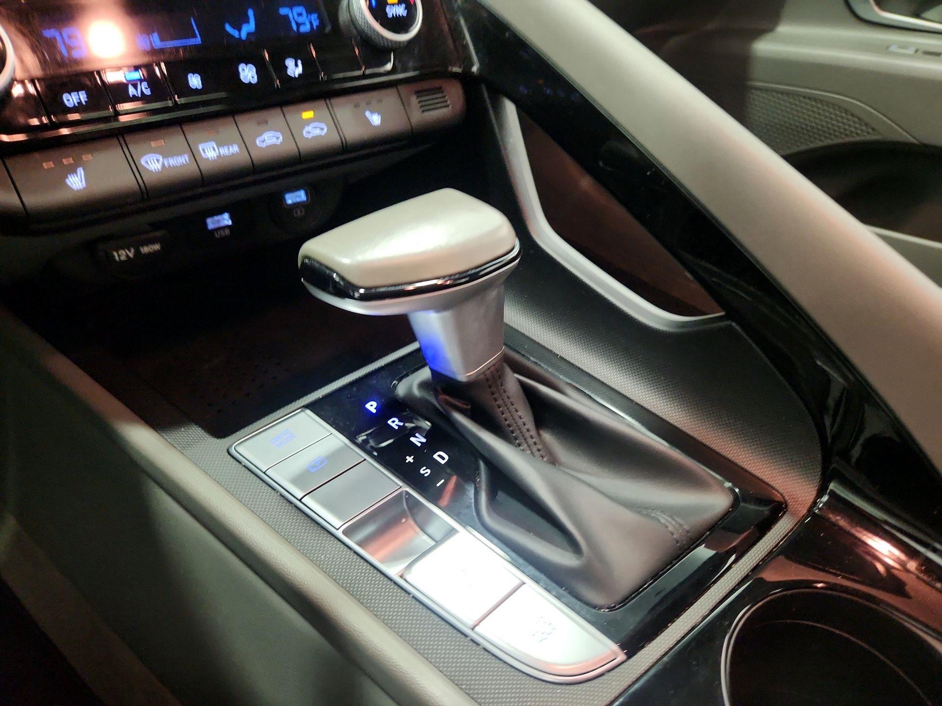 Thumbnail: 2023 Hyundai Elantra - 18