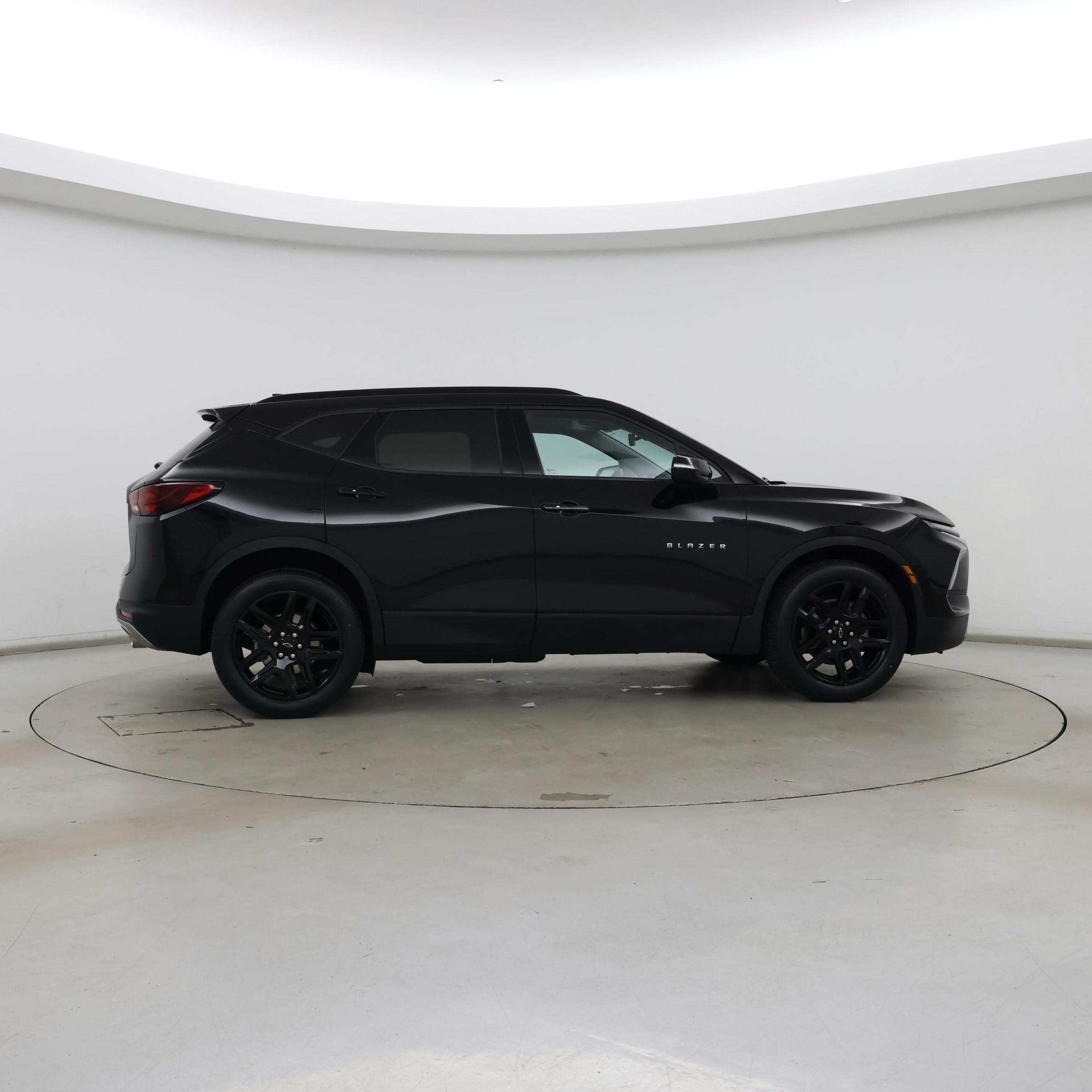 Thumbnail: 2023 Chevrolet Blazer - 7