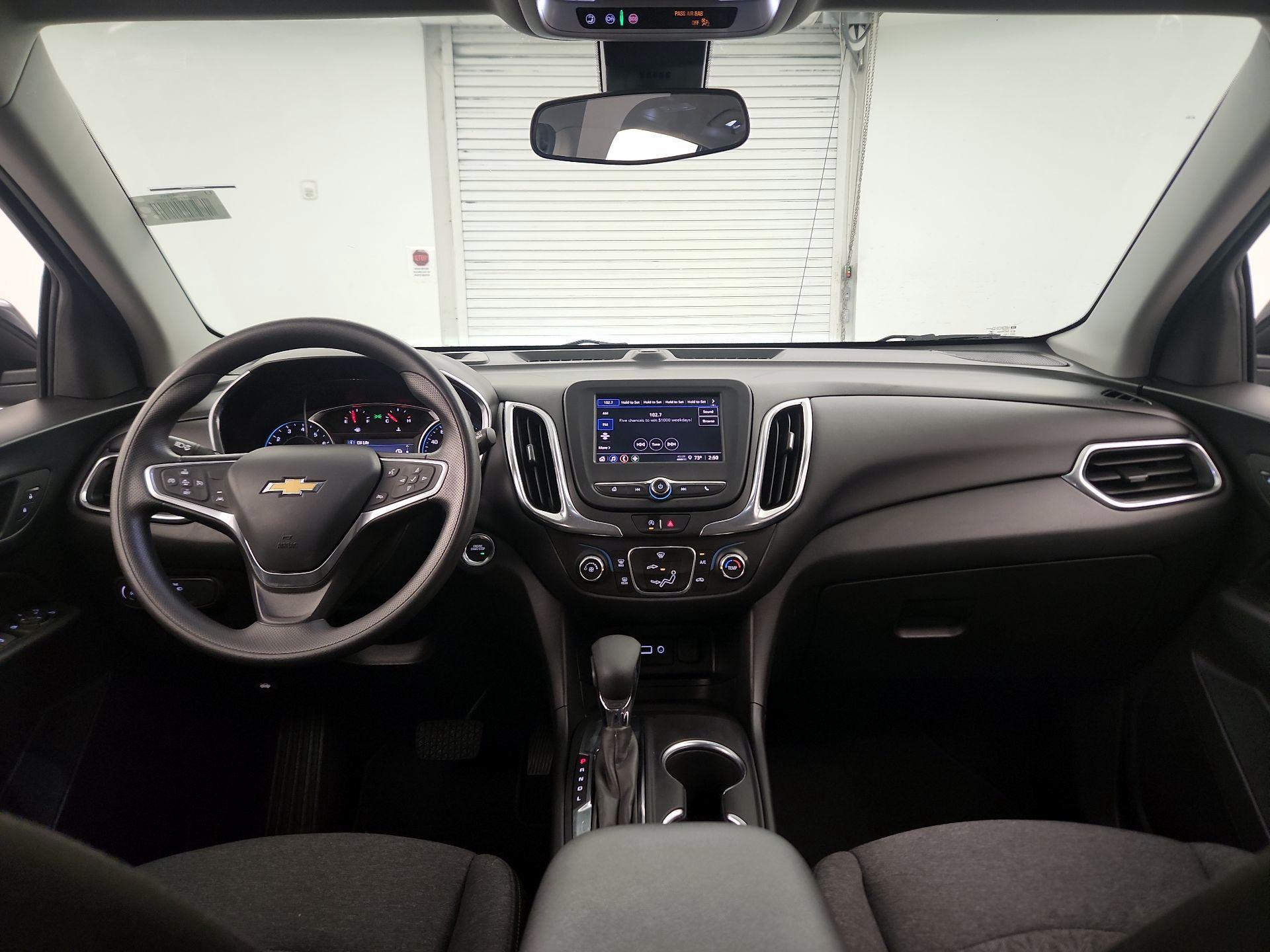 Thumbnail: 2022 Chevrolet Equinox - 9
