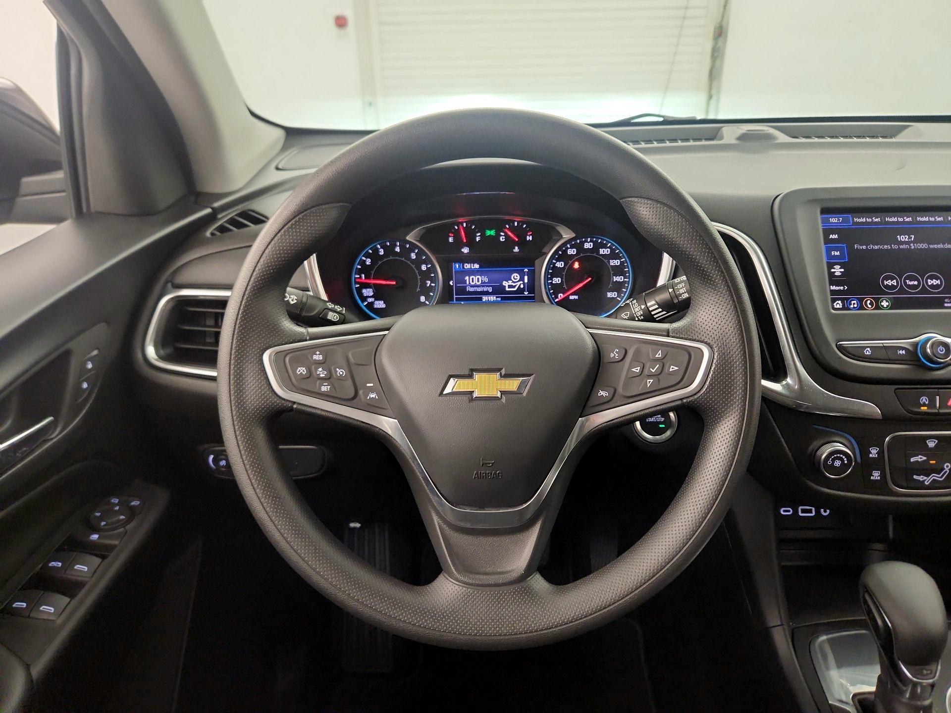 Thumbnail: 2022 Chevrolet Equinox - 10