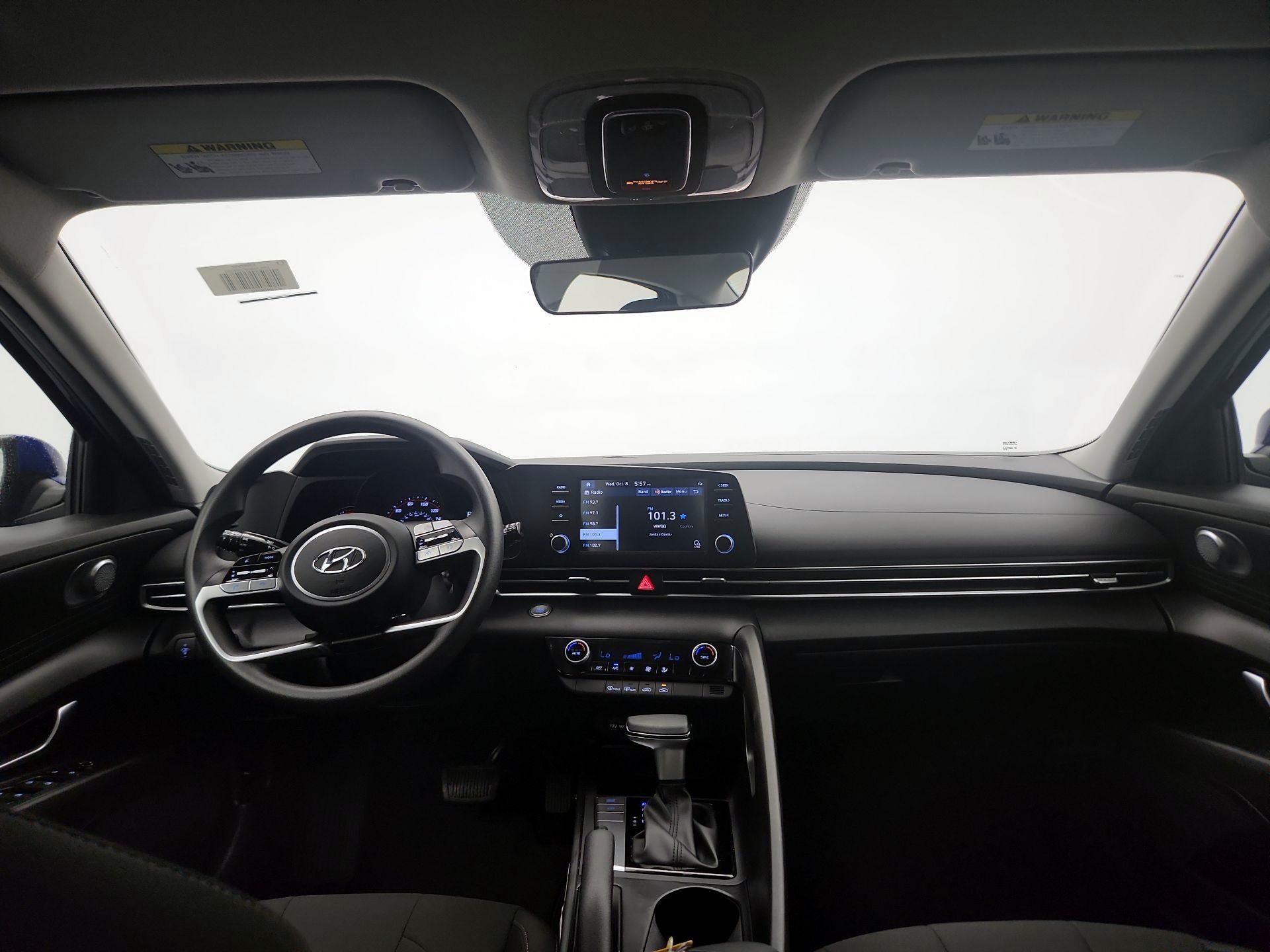 Thumbnail: 2023 Hyundai Elantra - 9