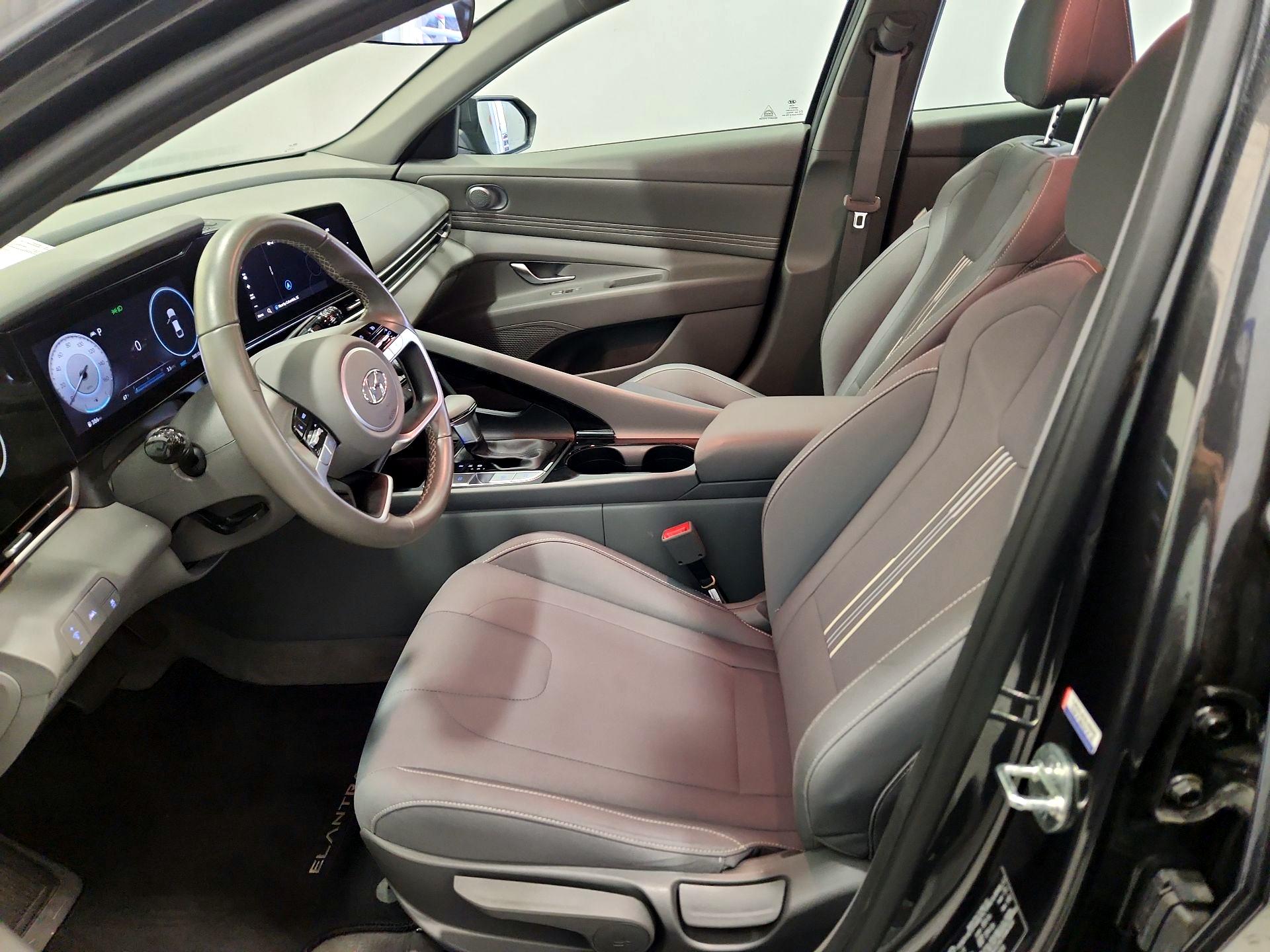 Thumbnail: 2023 Hyundai Elantra - 11