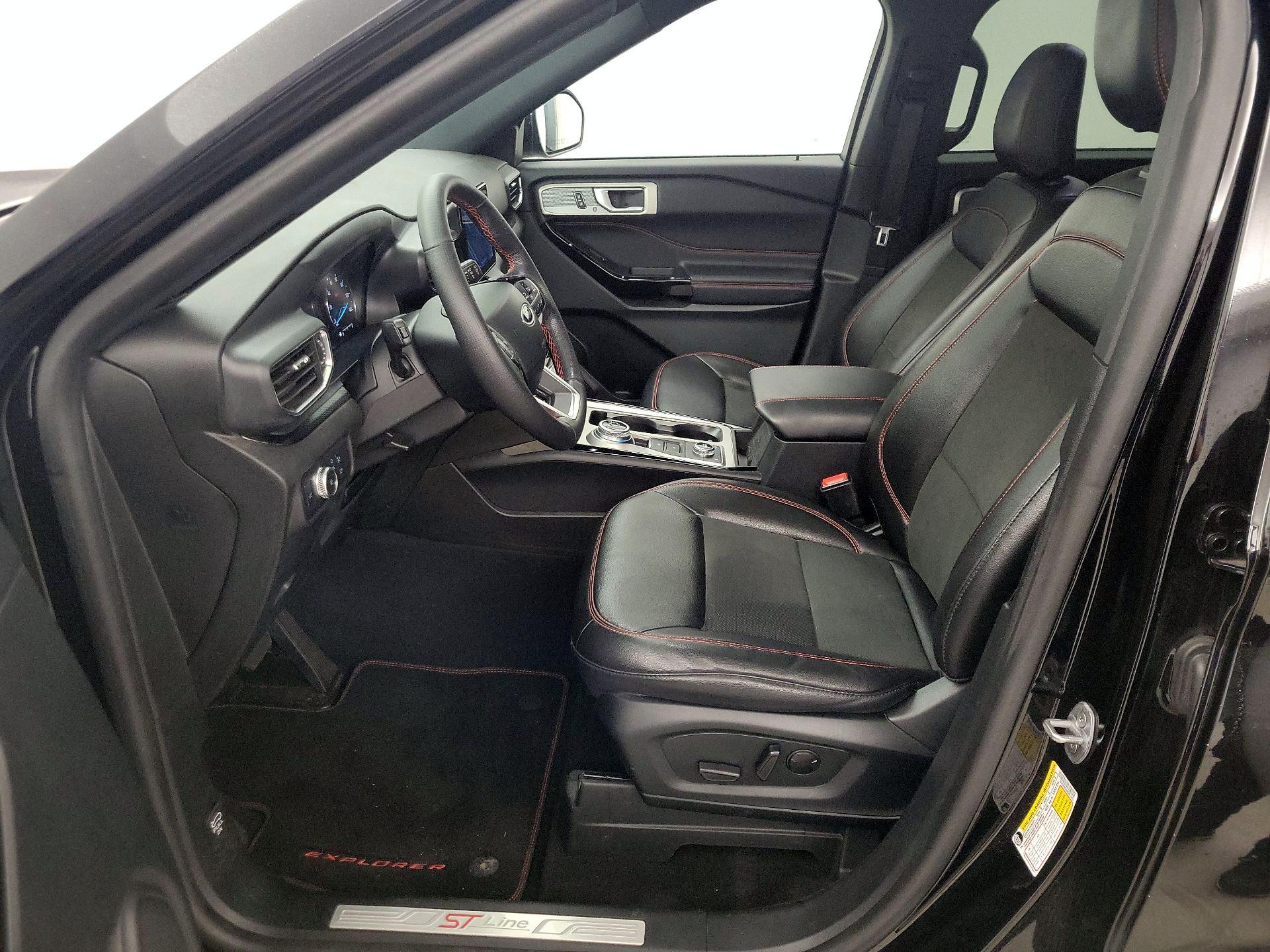 Thumbnail: 2022 Ford Explorer - 11