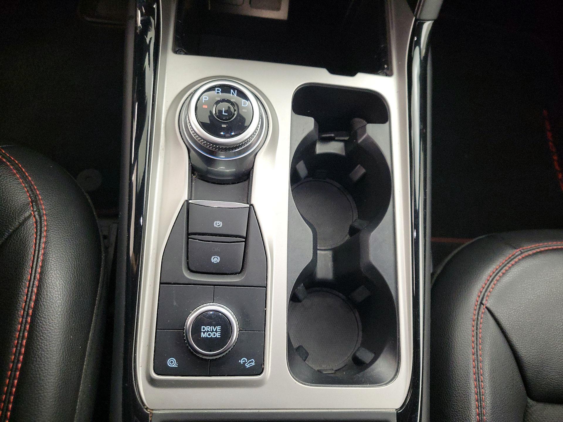 Thumbnail: 2022 Ford Explorer - 18