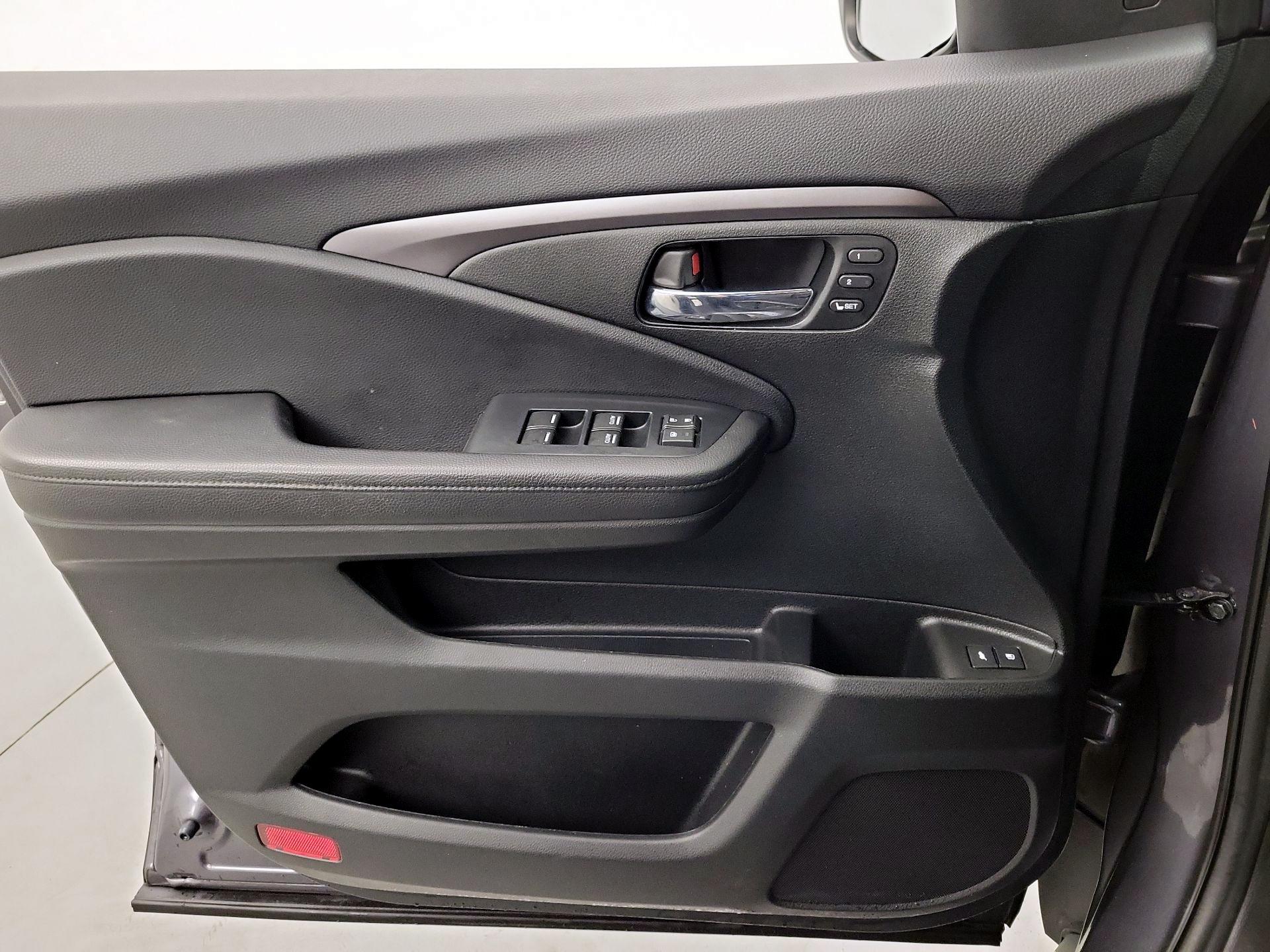 Thumbnail: 2021 Honda Passport - 10