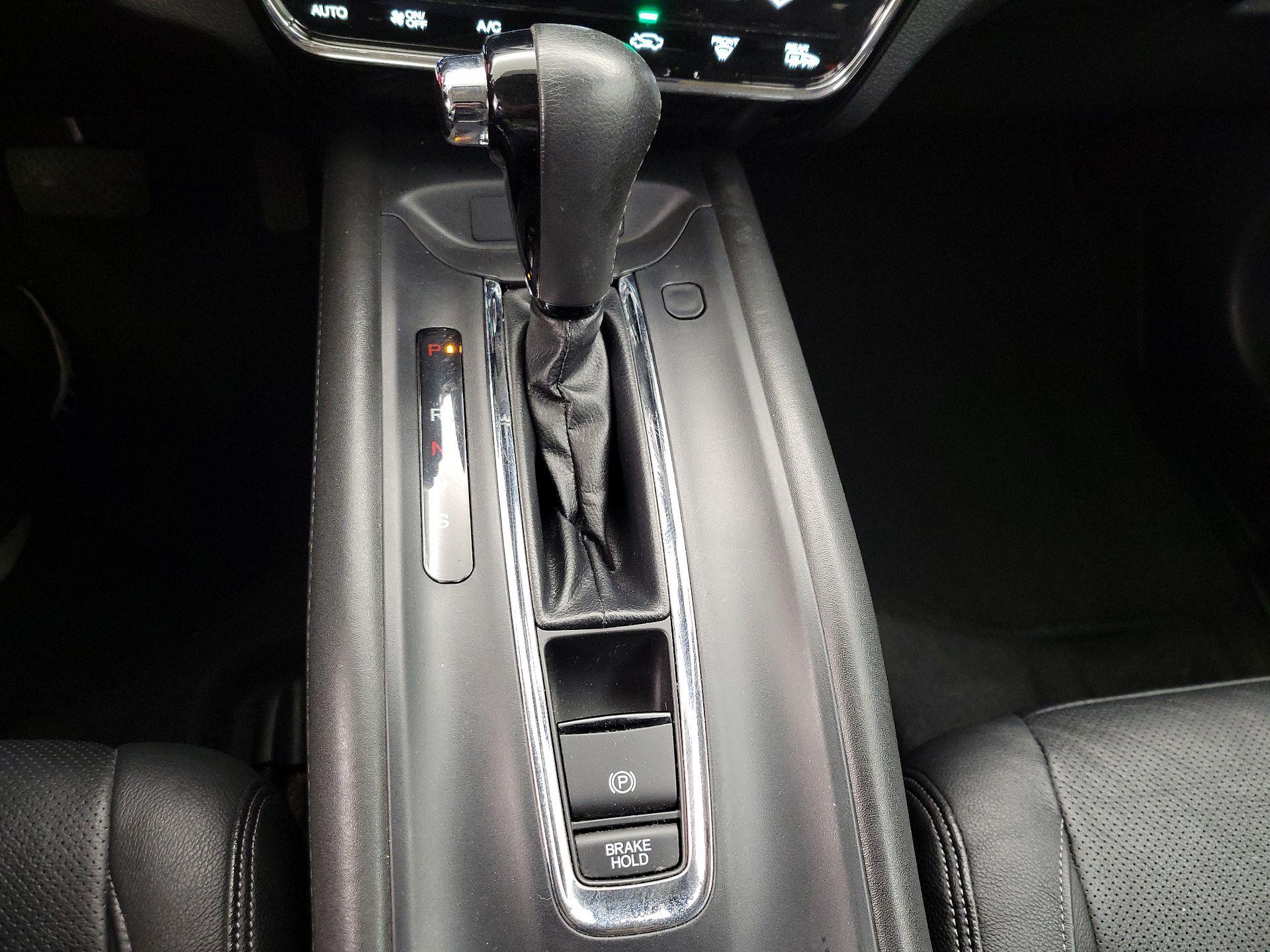 Thumbnail: 2021 Honda HR-V - 17