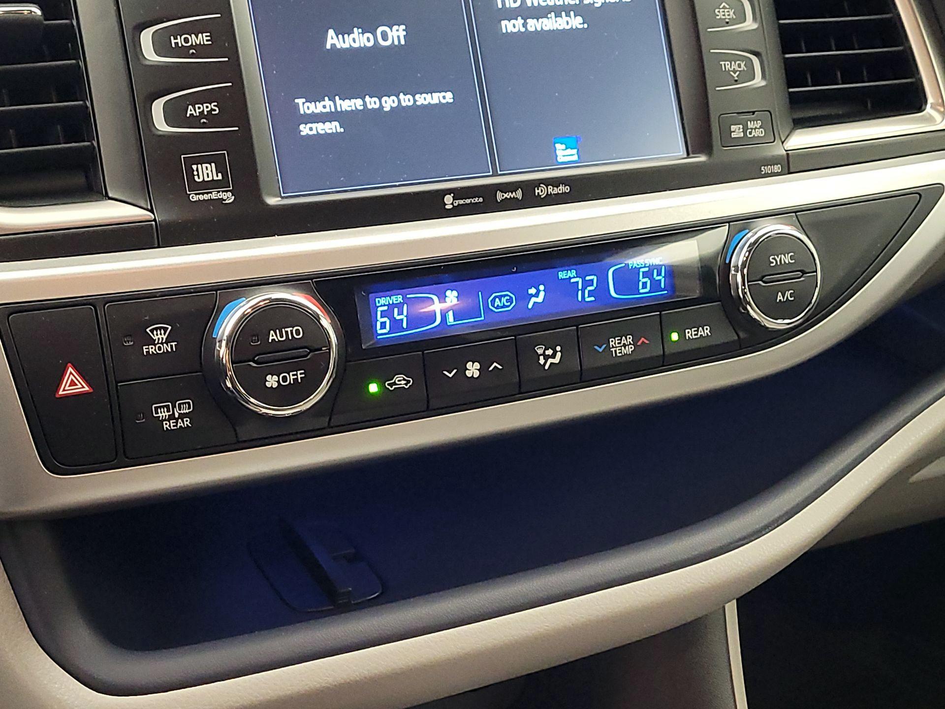 Thumbnail: 2017 Toyota Highlander - 16