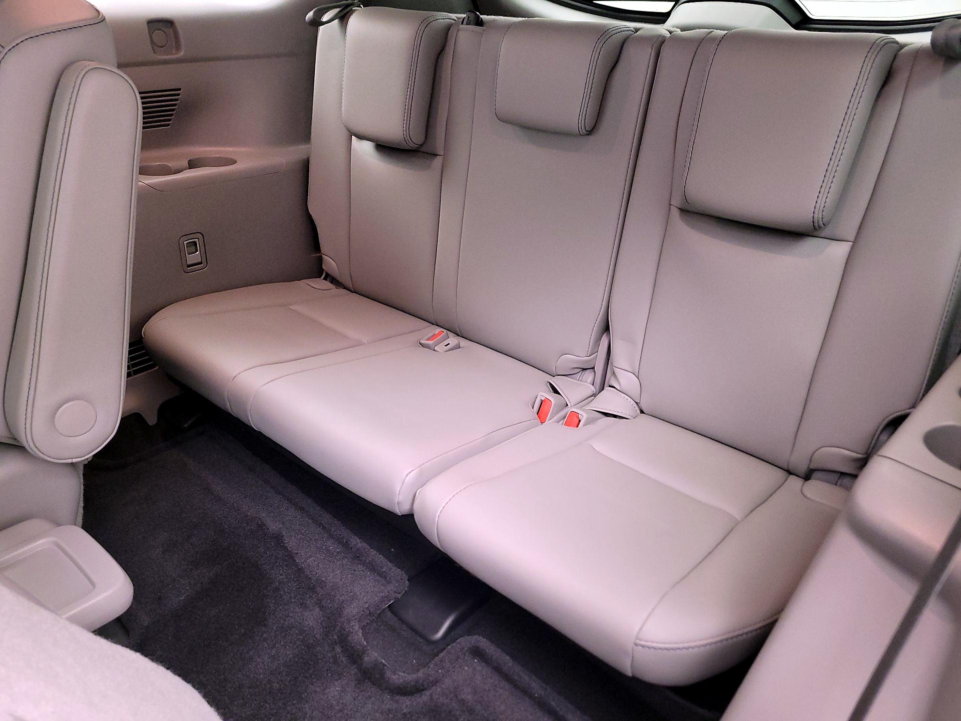 Thumbnail: 2017 Toyota Highlander - 20