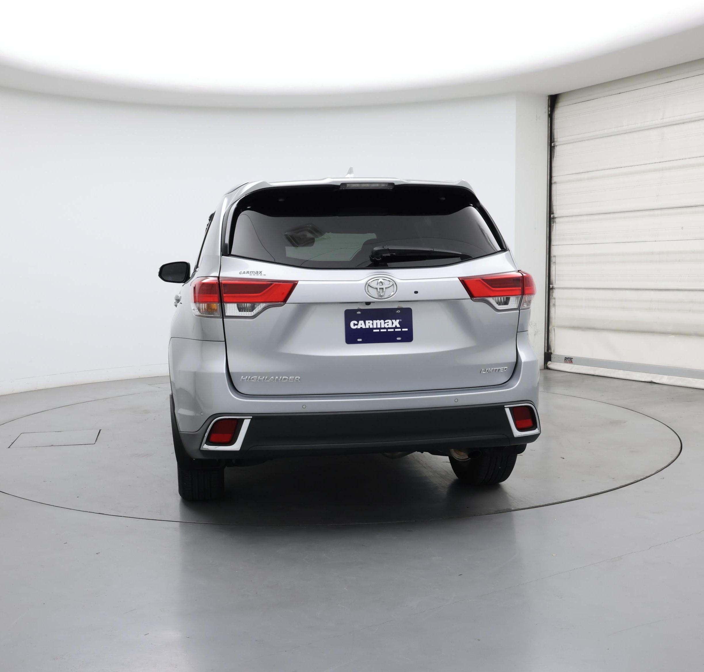Thumbnail: 2017 Toyota Highlander - 6