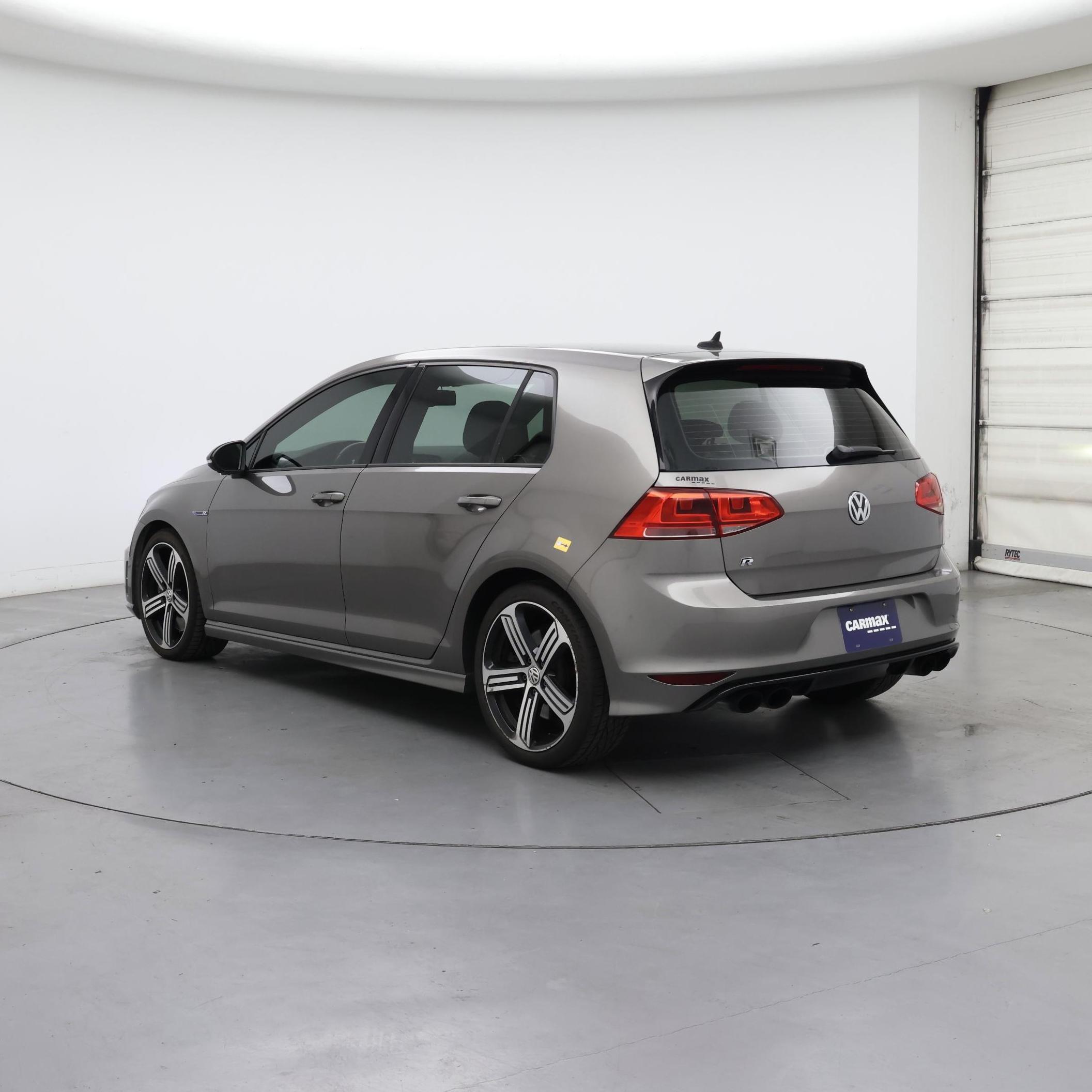 Thumbnail: 2016 Volkswagen Golf - 2
