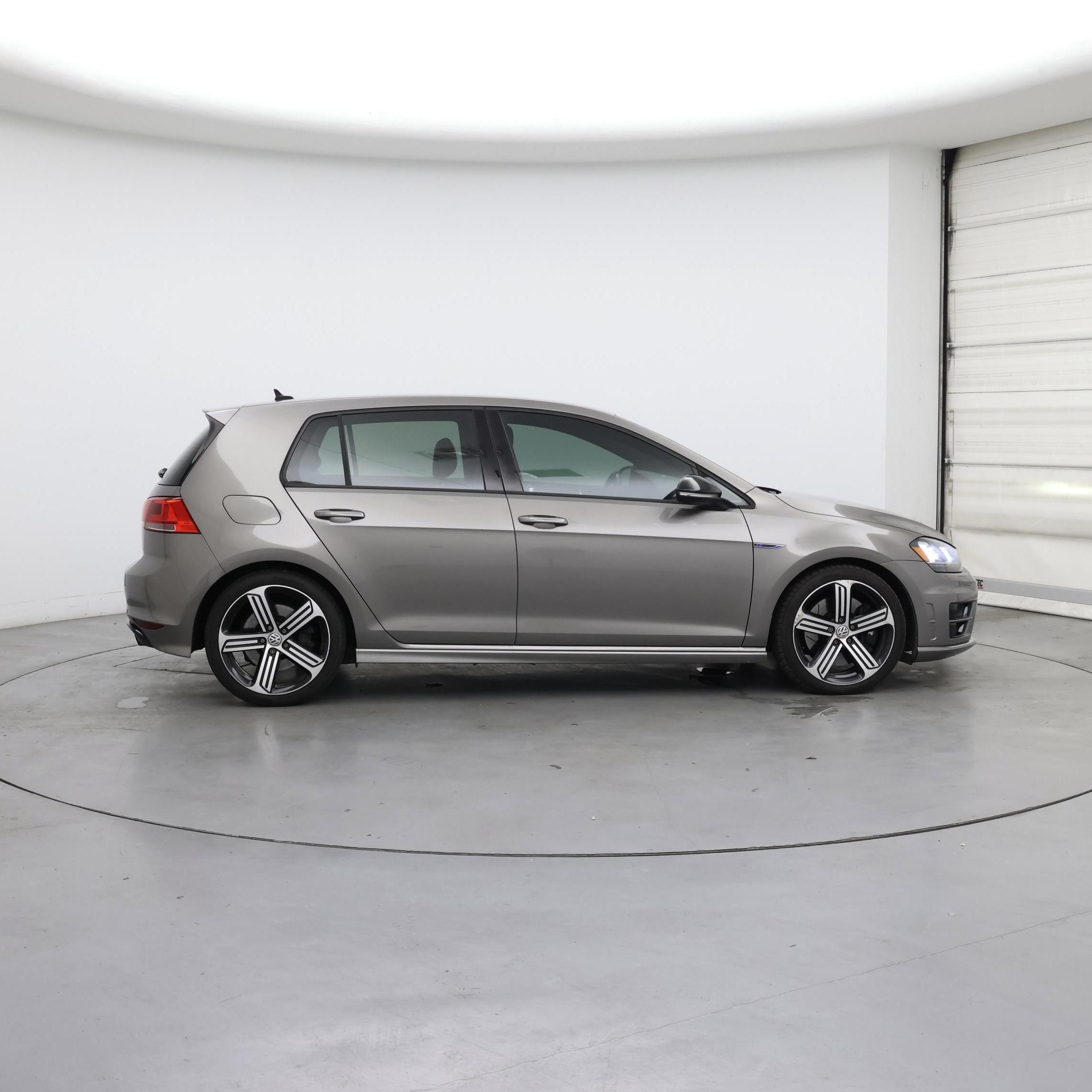 Thumbnail: 2016 Volkswagen Golf - 7