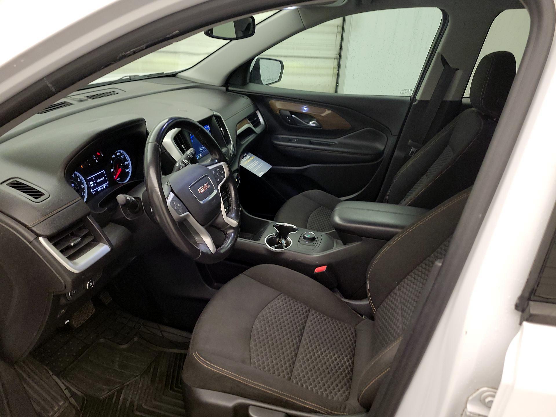 Thumbnail: 2018 GMC Terrain - 11