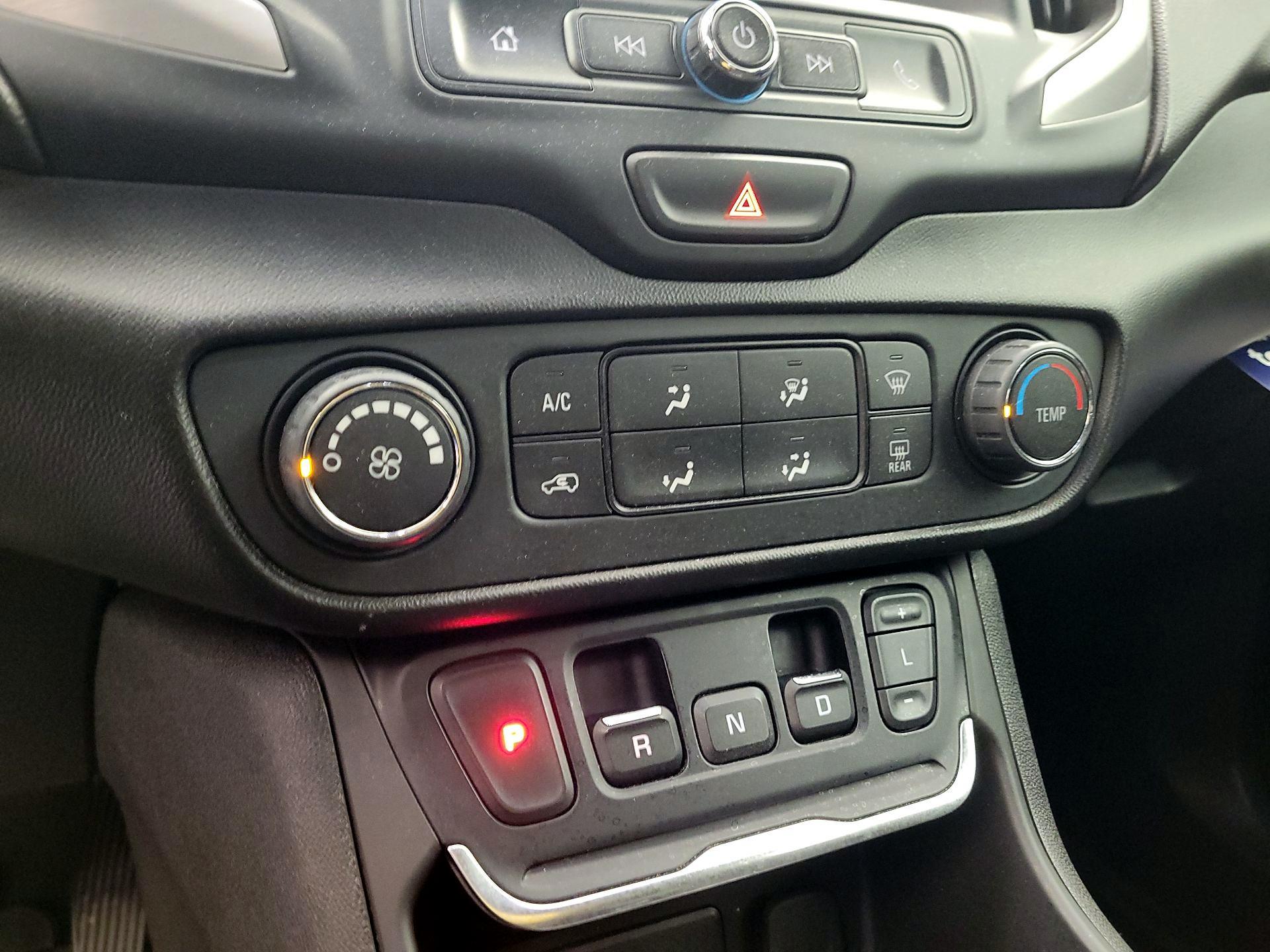 Thumbnail: 2018 GMC Terrain - 14