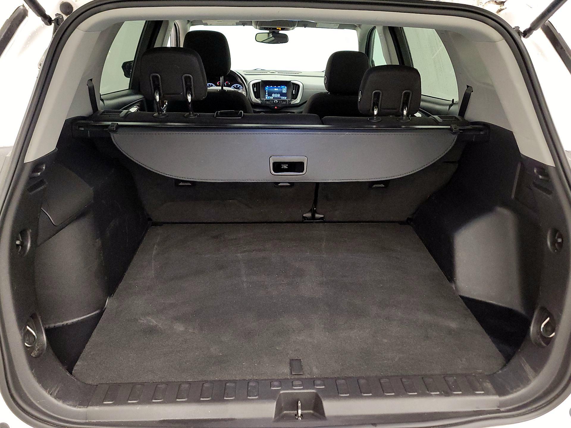 Thumbnail: 2018 GMC Terrain - 16