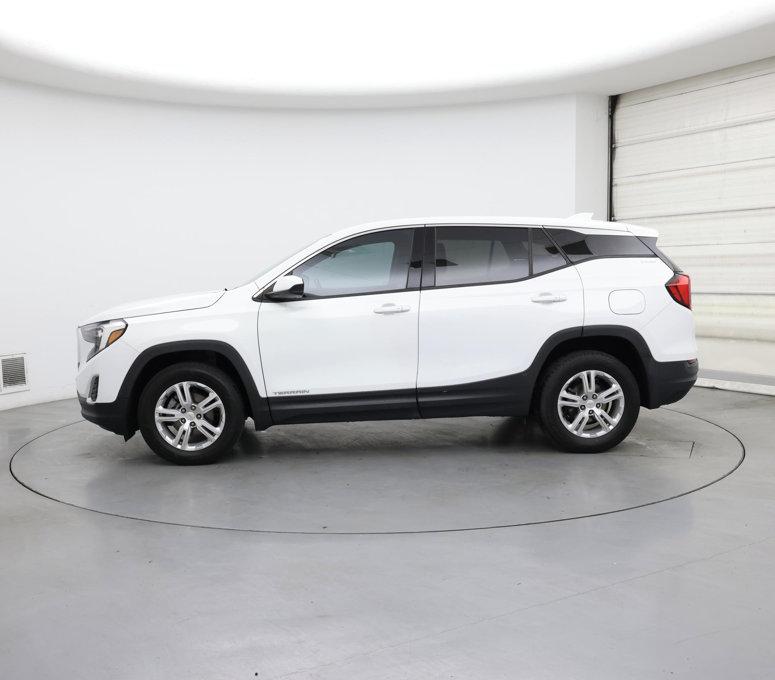 Thumbnail: 2018 GMC Terrain - 3