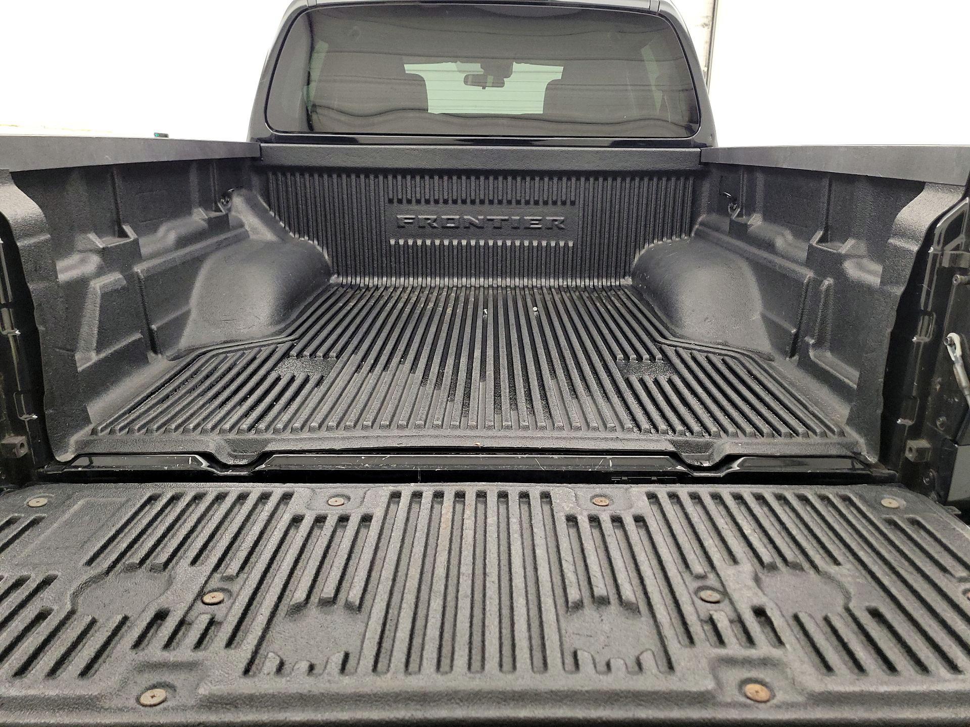 Thumbnail: 2022 Nissan Frontier - 16