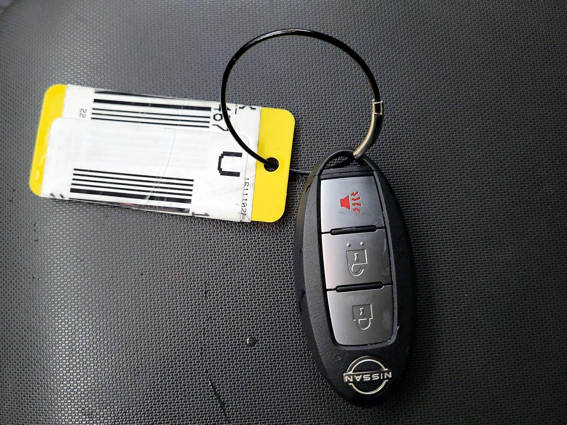 Thumbnail: 2022 Nissan Frontier - 18