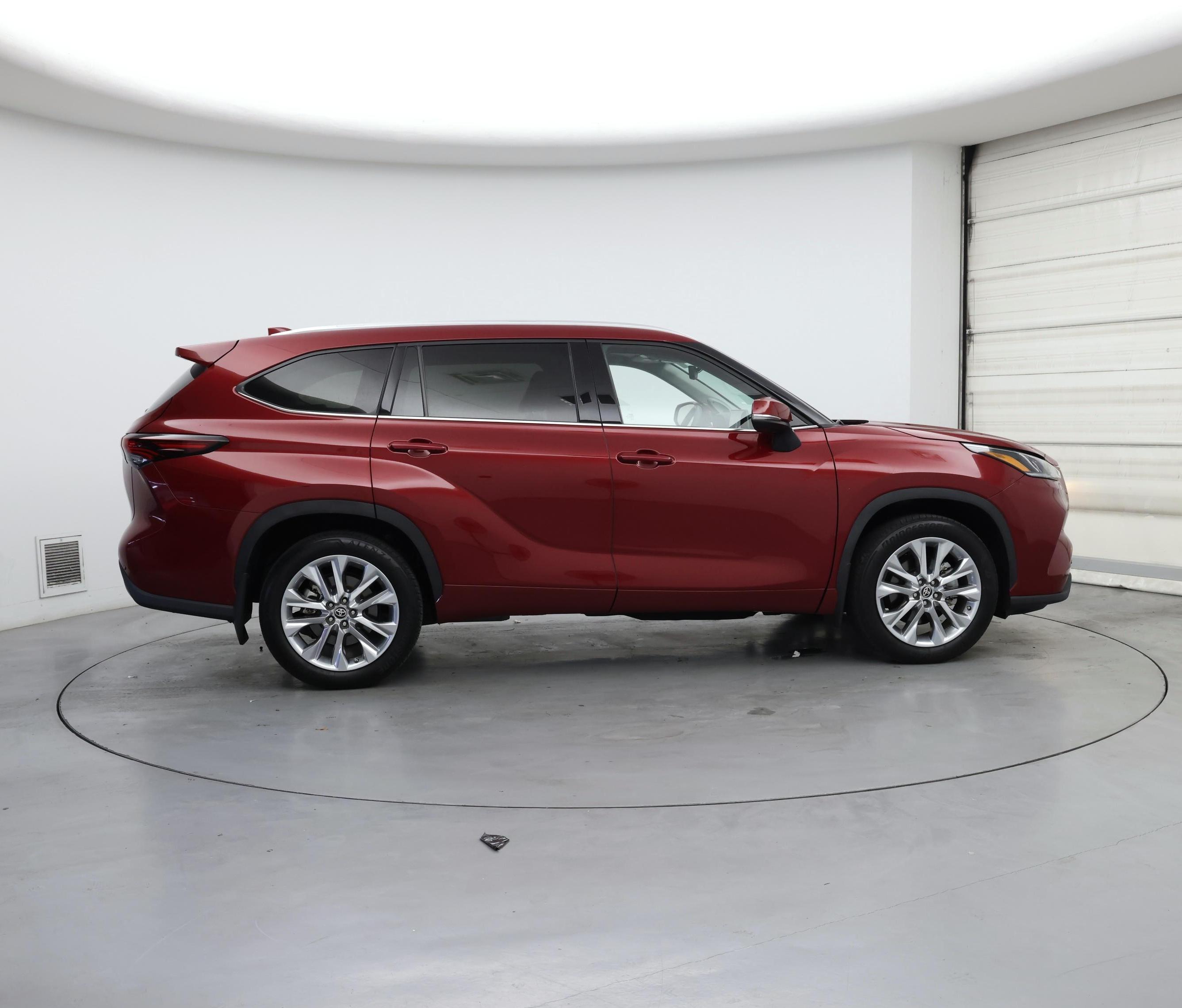 Thumbnail: 2024 Toyota Highlander - 7