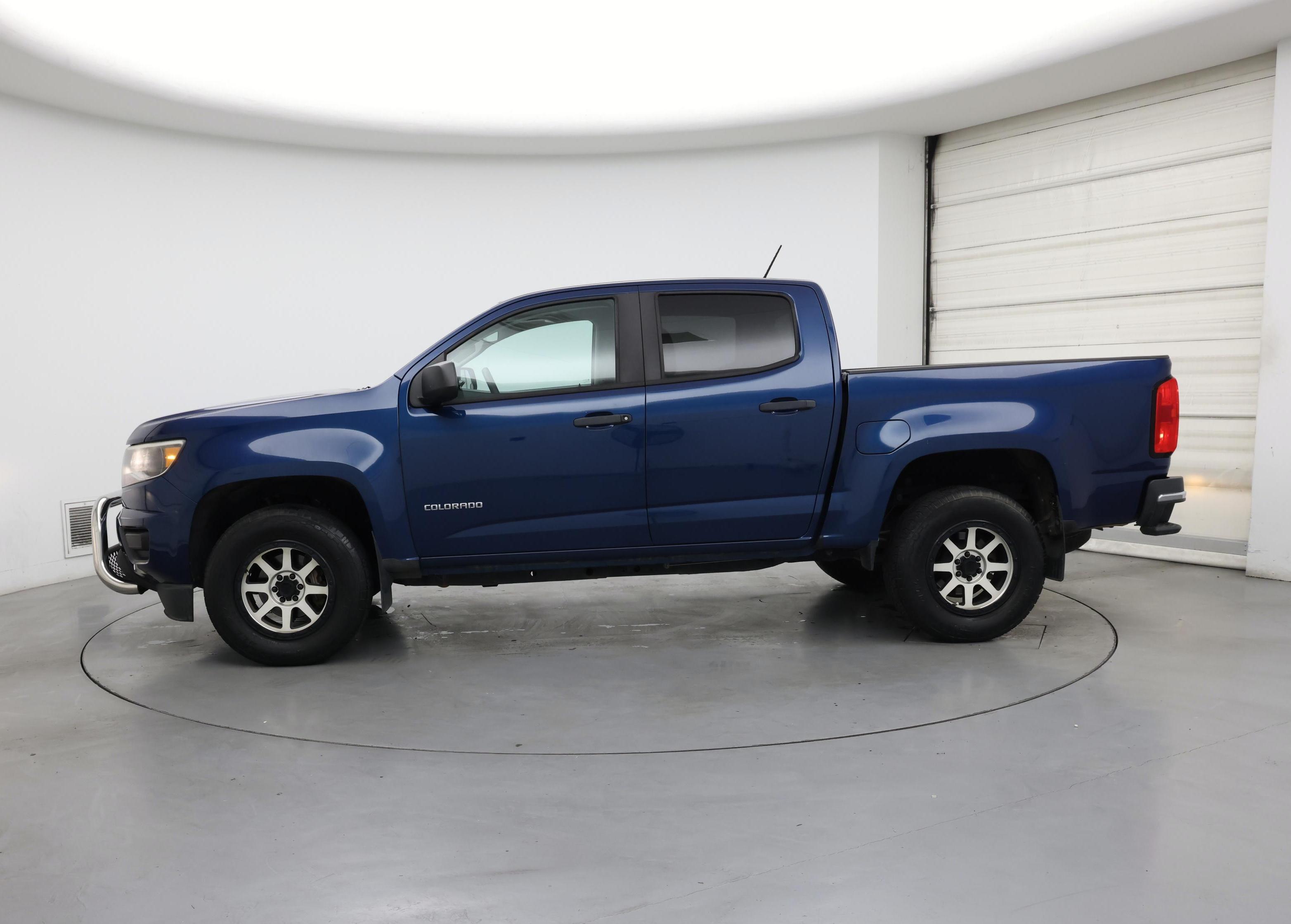 Thumbnail: 2019 Chevrolet Colorado - 3