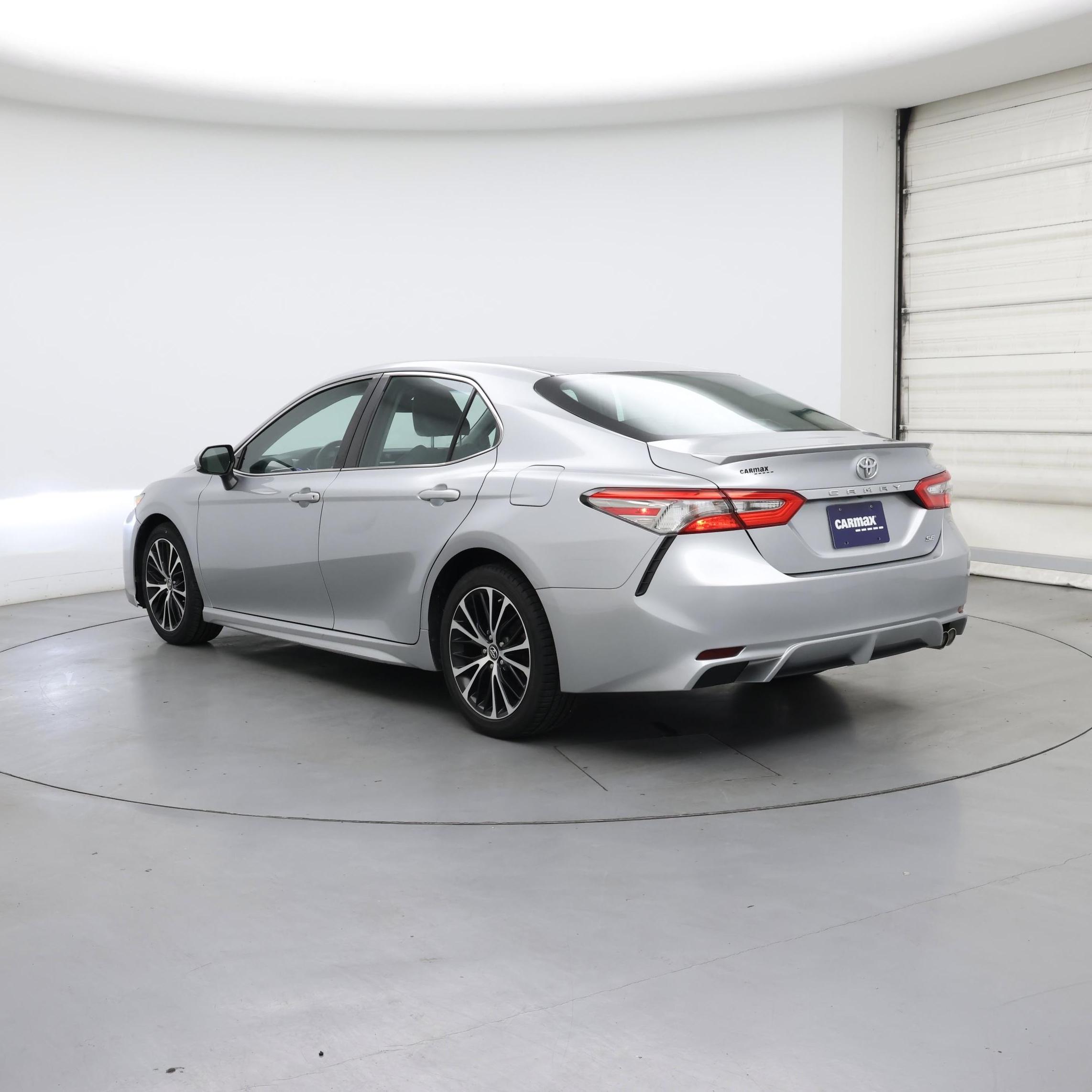 Thumbnail: 2018 Toyota Camry - 2
