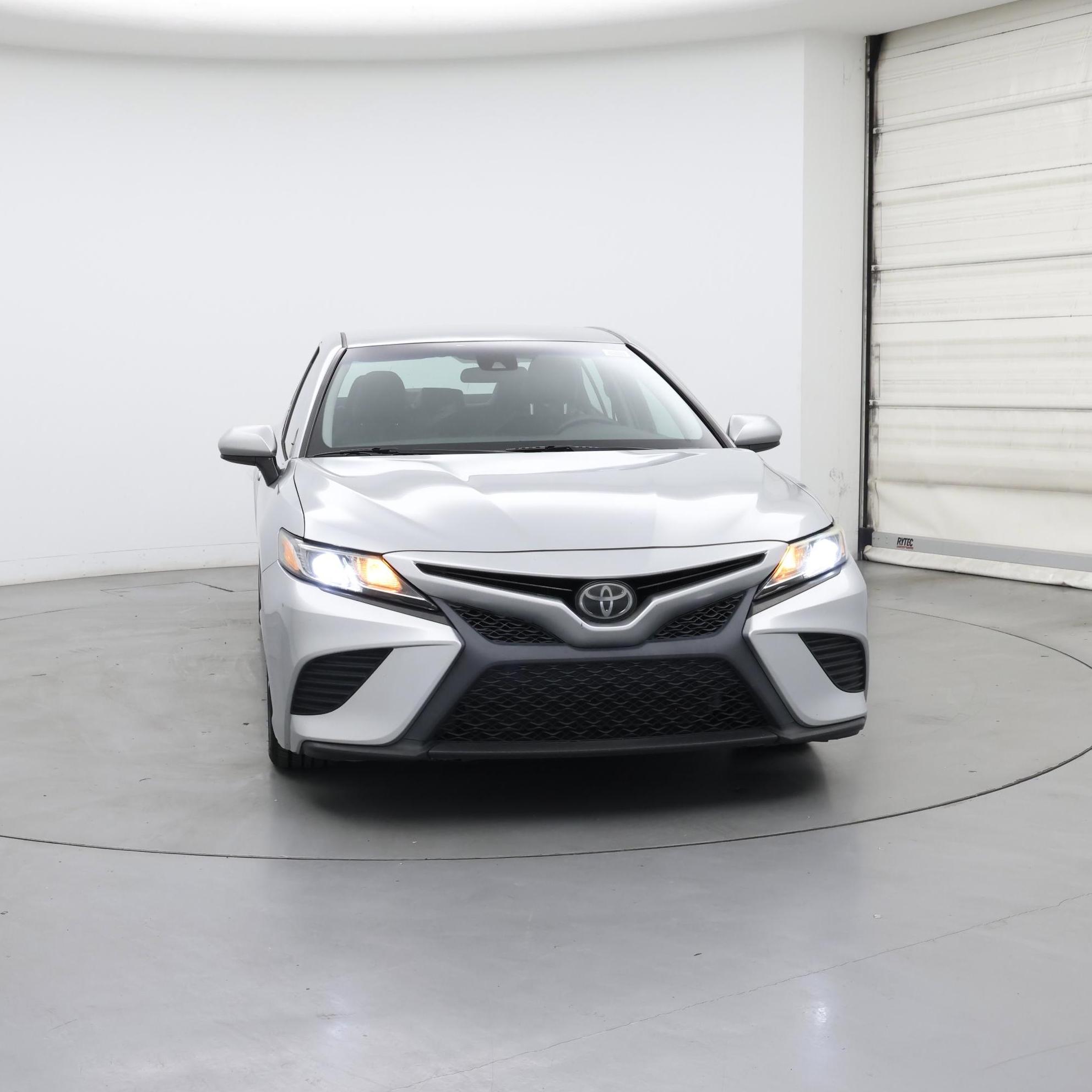 Thumbnail: 2018 Toyota Camry - 5