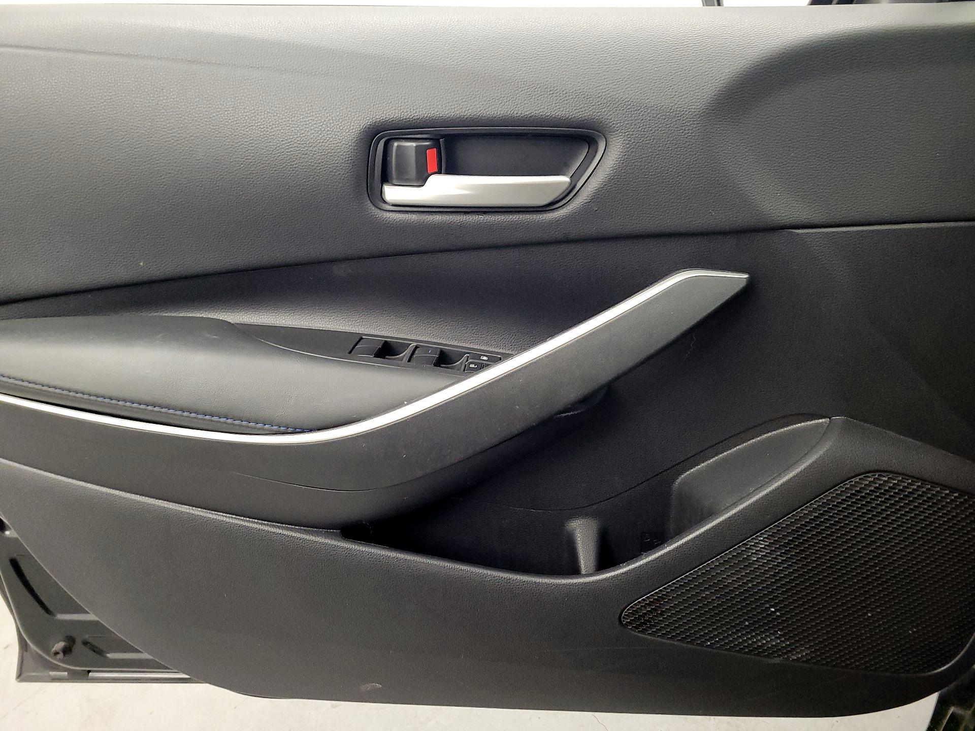 Thumbnail: 2021 Toyota Corolla - 12