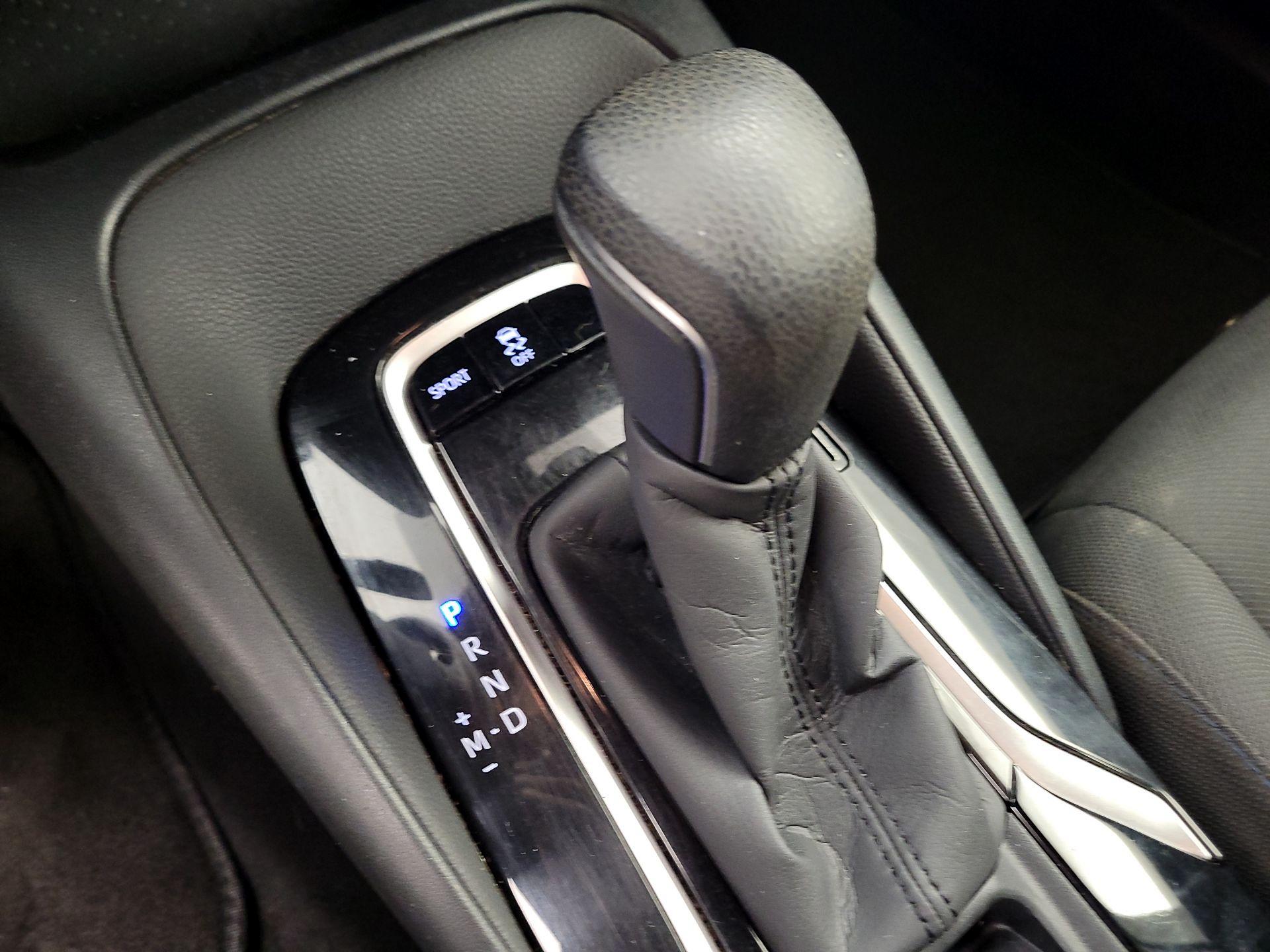 Thumbnail: 2021 Toyota Corolla - 17