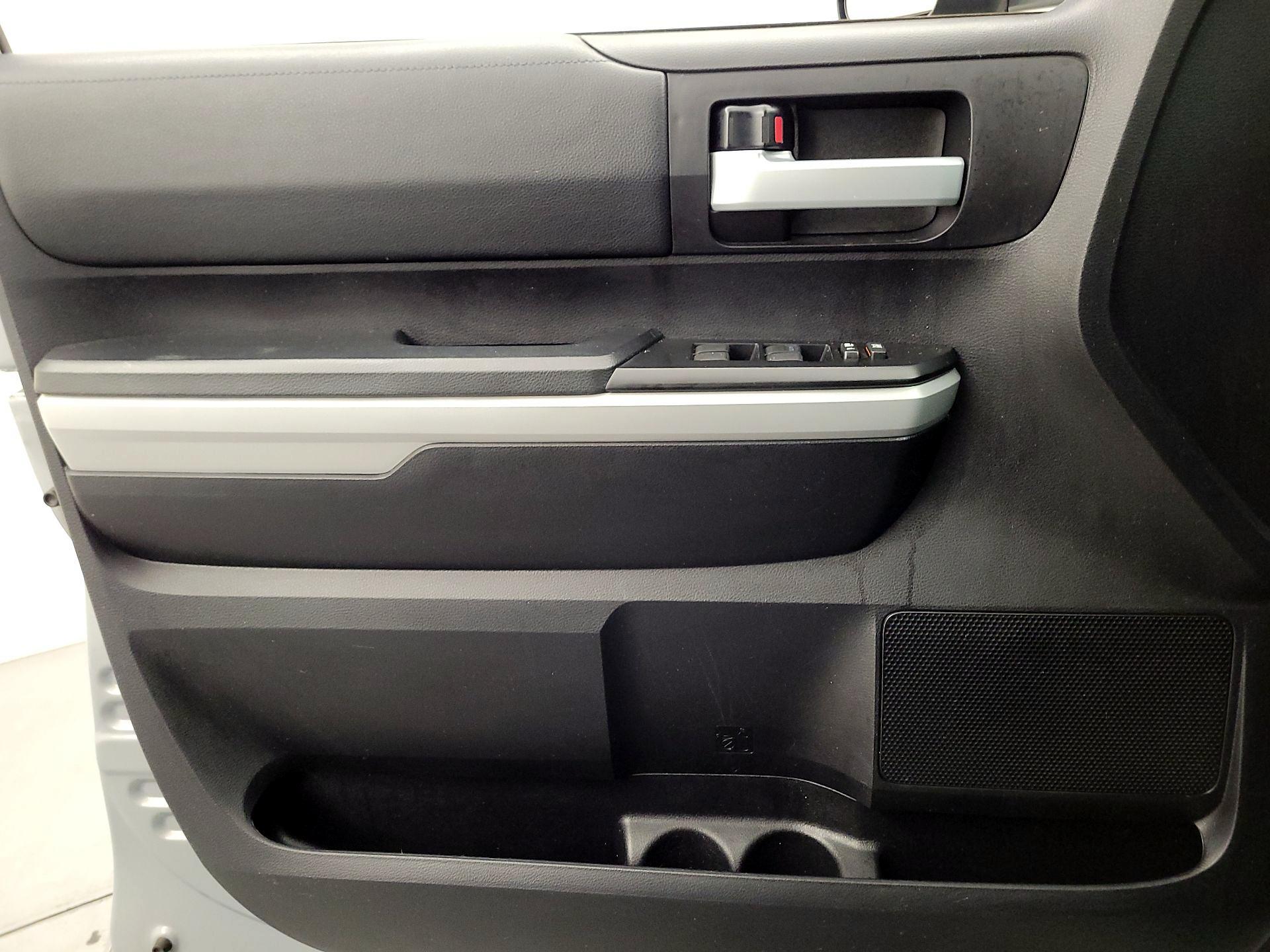 Thumbnail: 2020 Toyota Tundra - 12