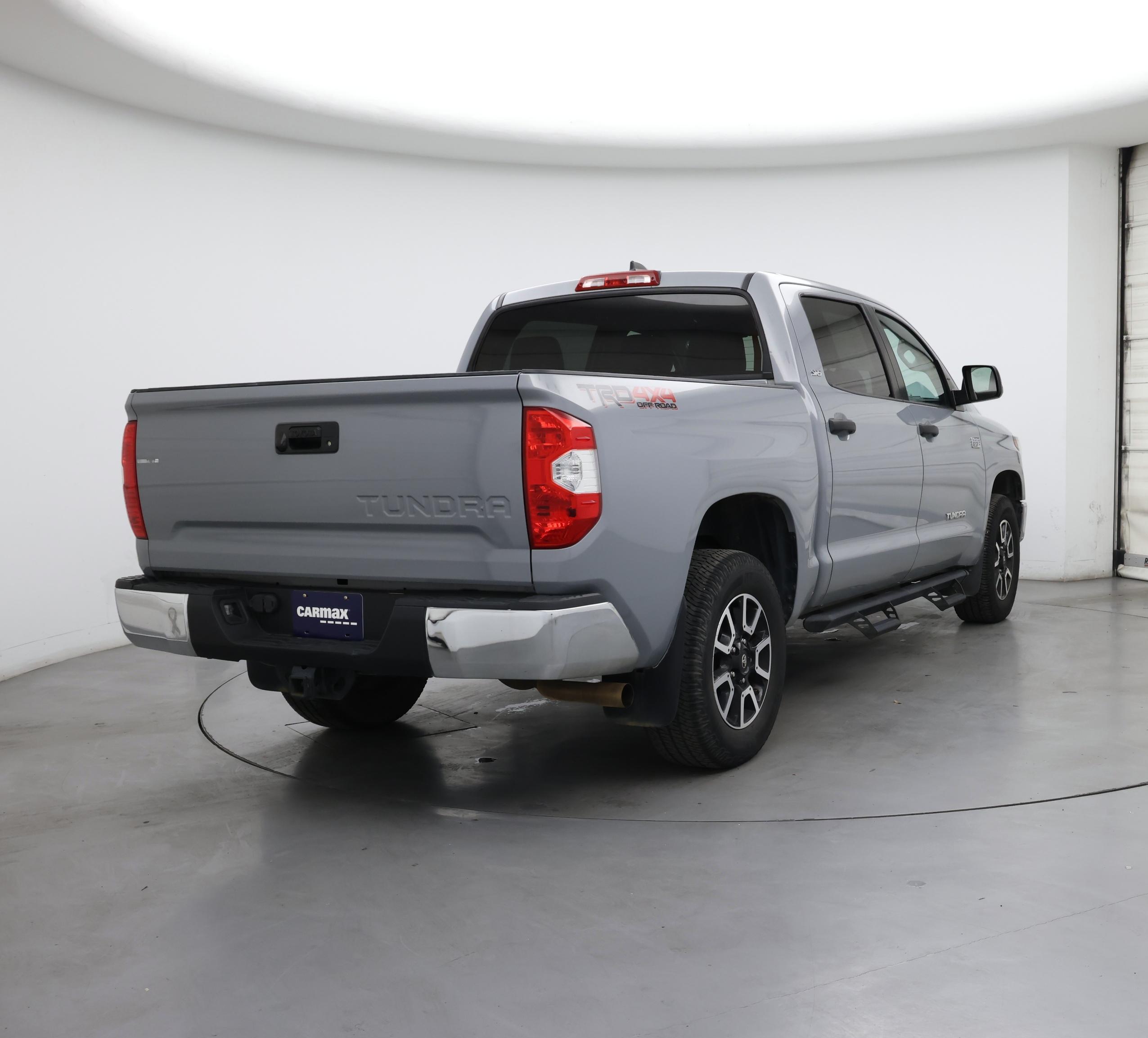 Thumbnail: 2020 Toyota Tundra - 8