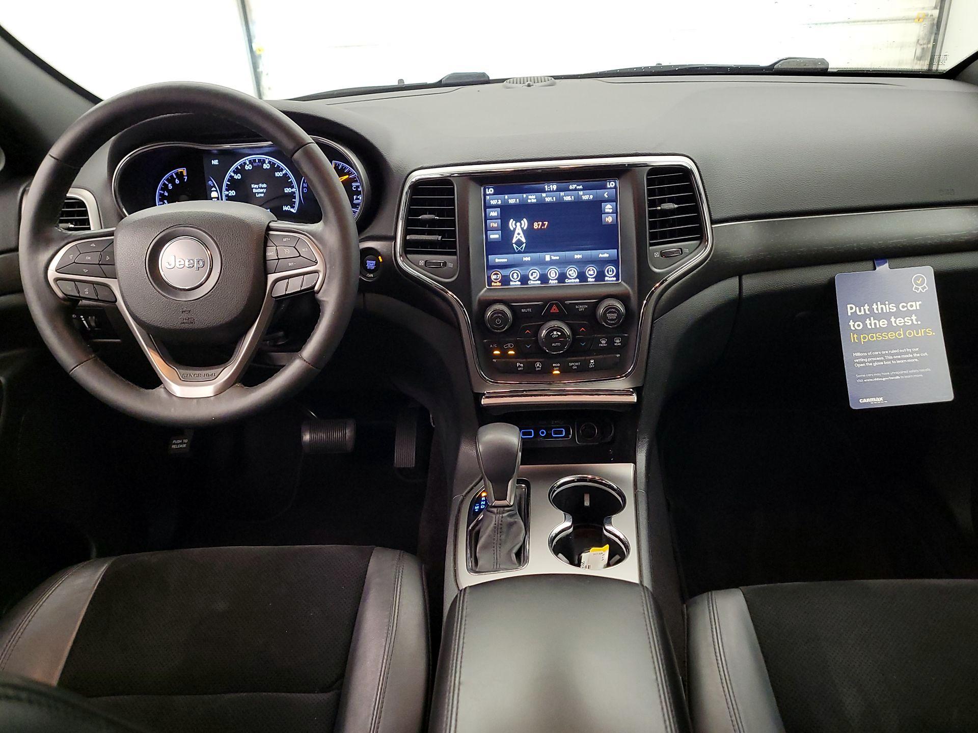 Thumbnail: 2018 Jeep Grand Cherokee - 9