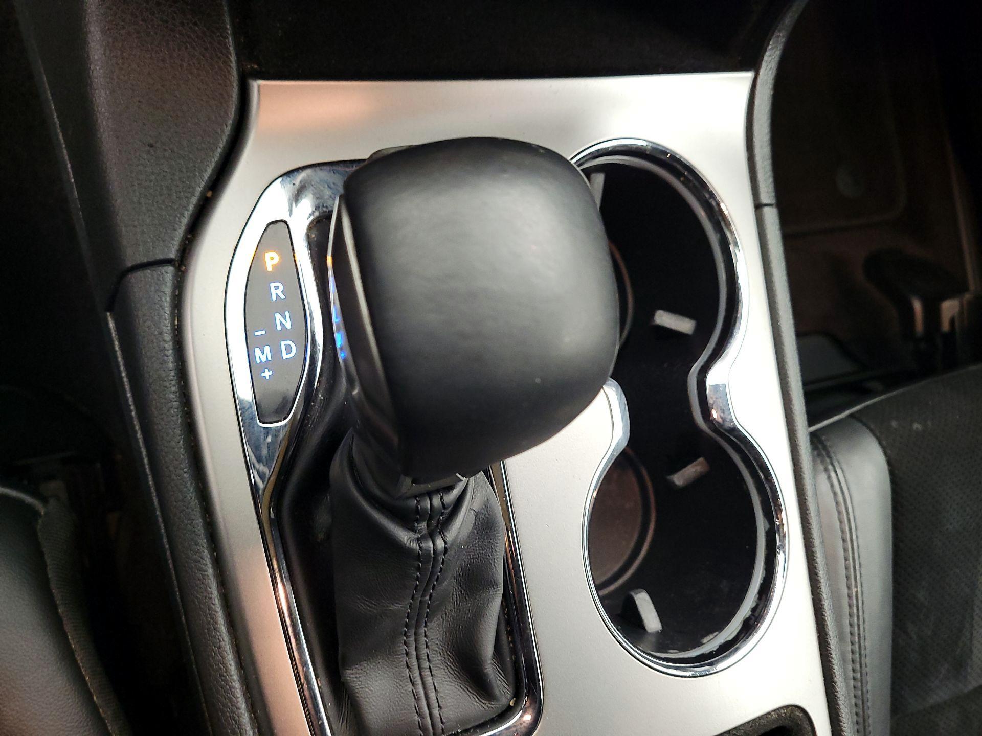 Thumbnail: 2018 Jeep Grand Cherokee - 15