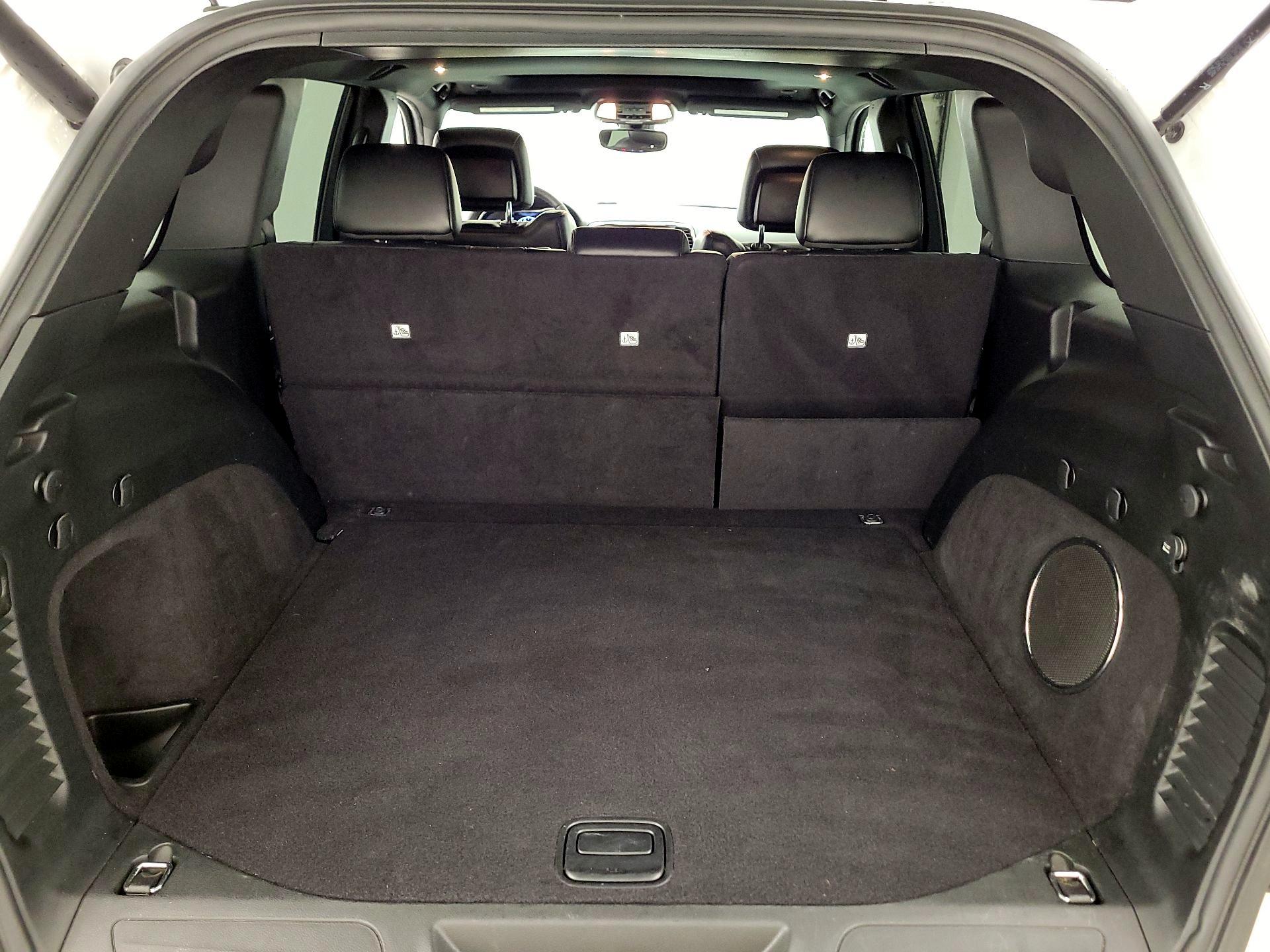 Thumbnail: 2018 Jeep Grand Cherokee - 16