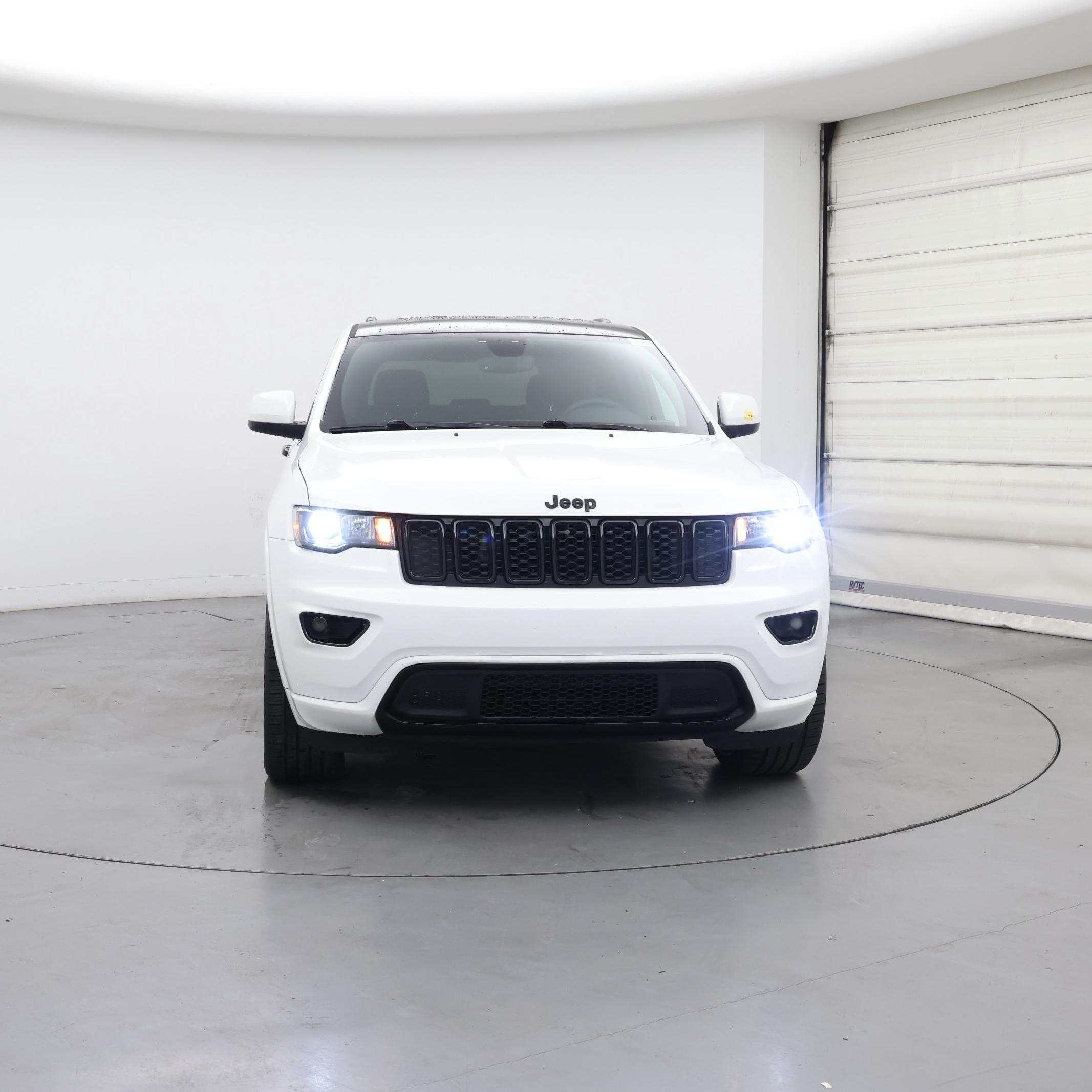 Thumbnail: 2018 Jeep Grand Cherokee - 5