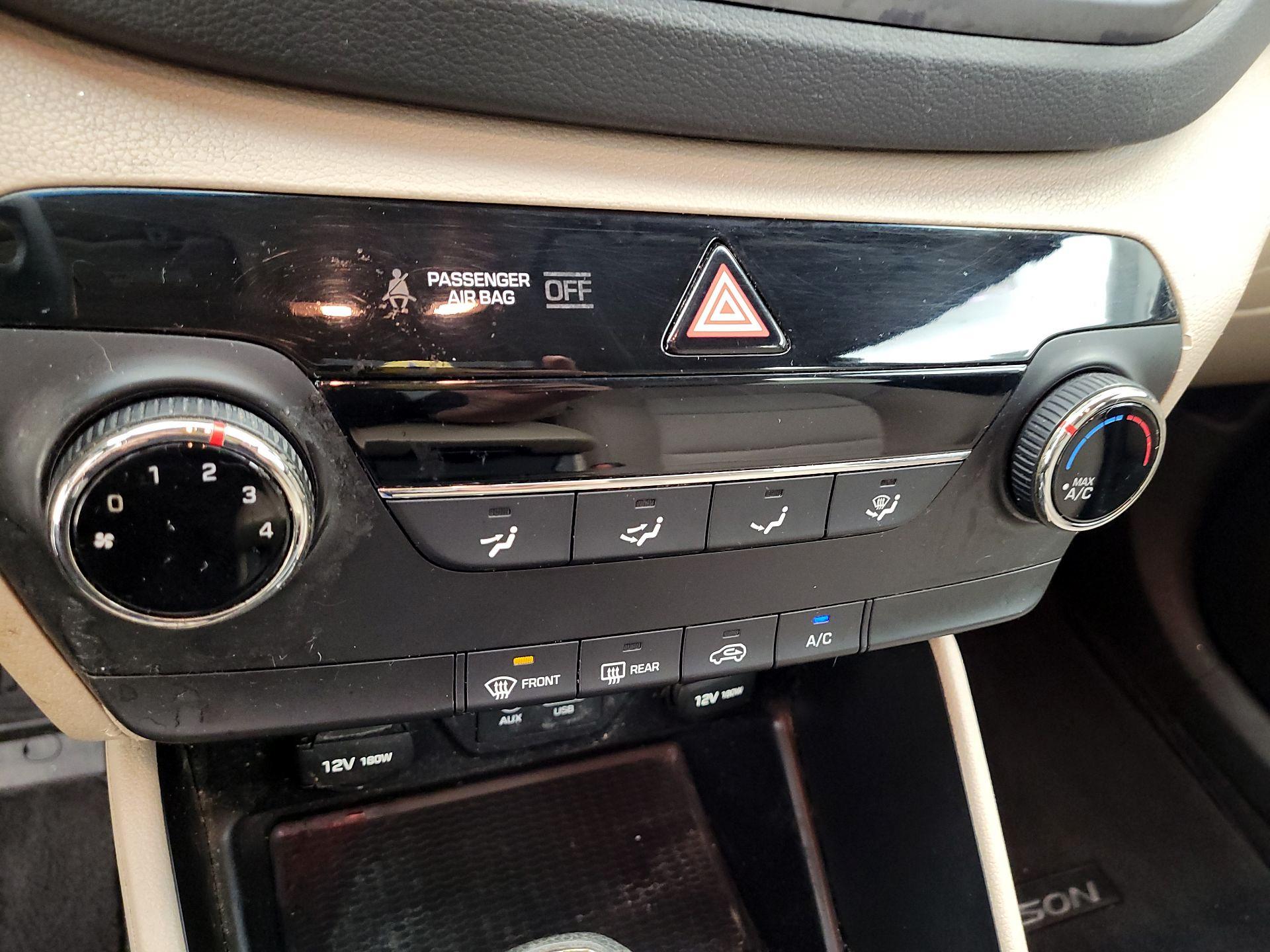 Thumbnail: 2016 Hyundai Tucson - 14