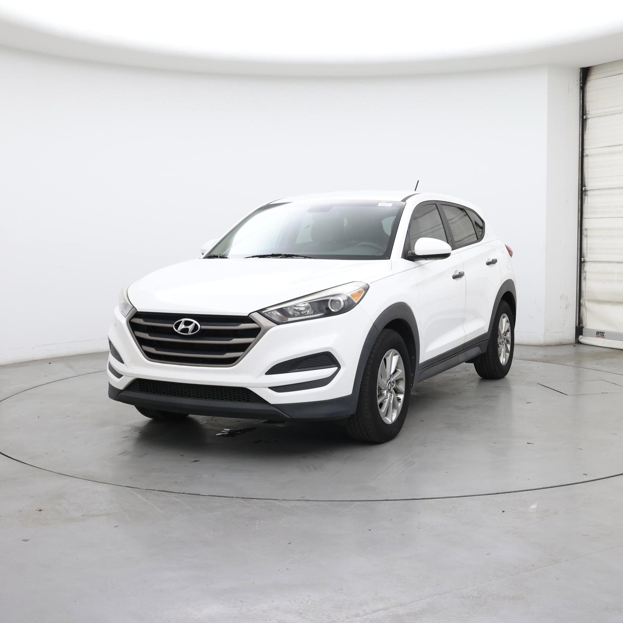 Thumbnail: 2016 Hyundai Tucson - 4