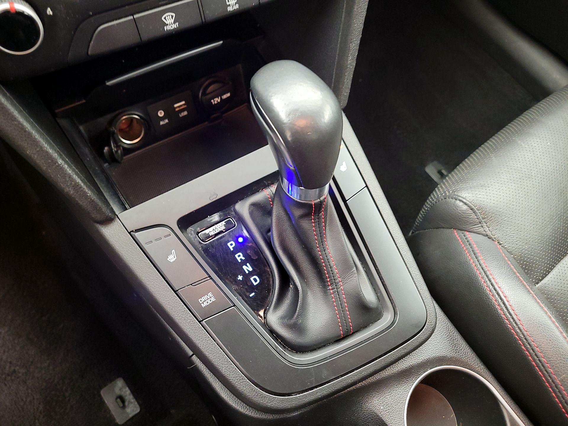 Thumbnail: 2018 Hyundai Elantra - 17