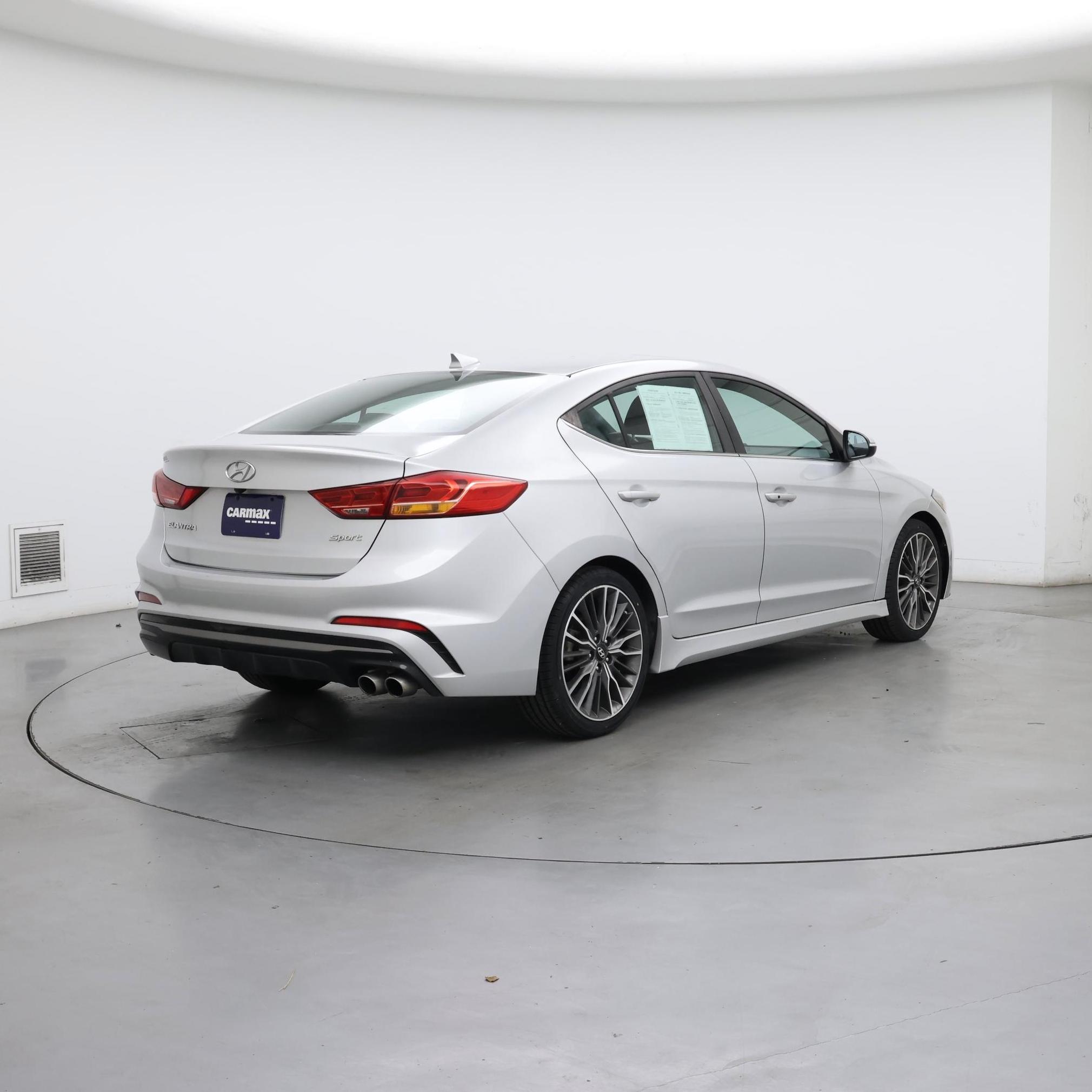 Thumbnail: 2018 Hyundai Elantra - 8