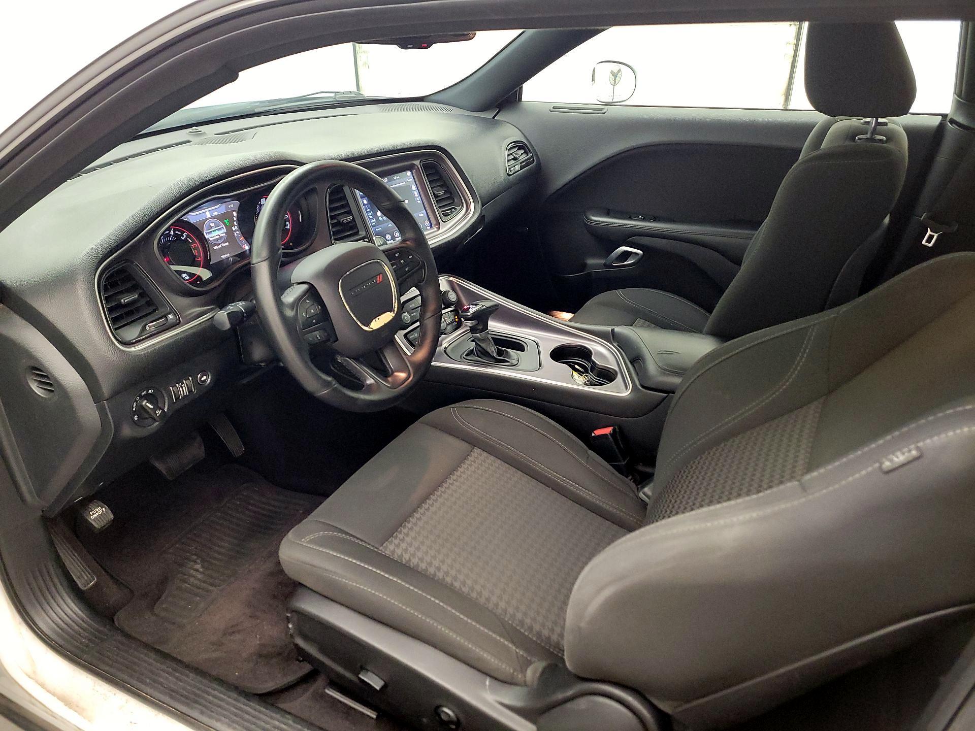 Thumbnail: 2018 Dodge Challenger - 11