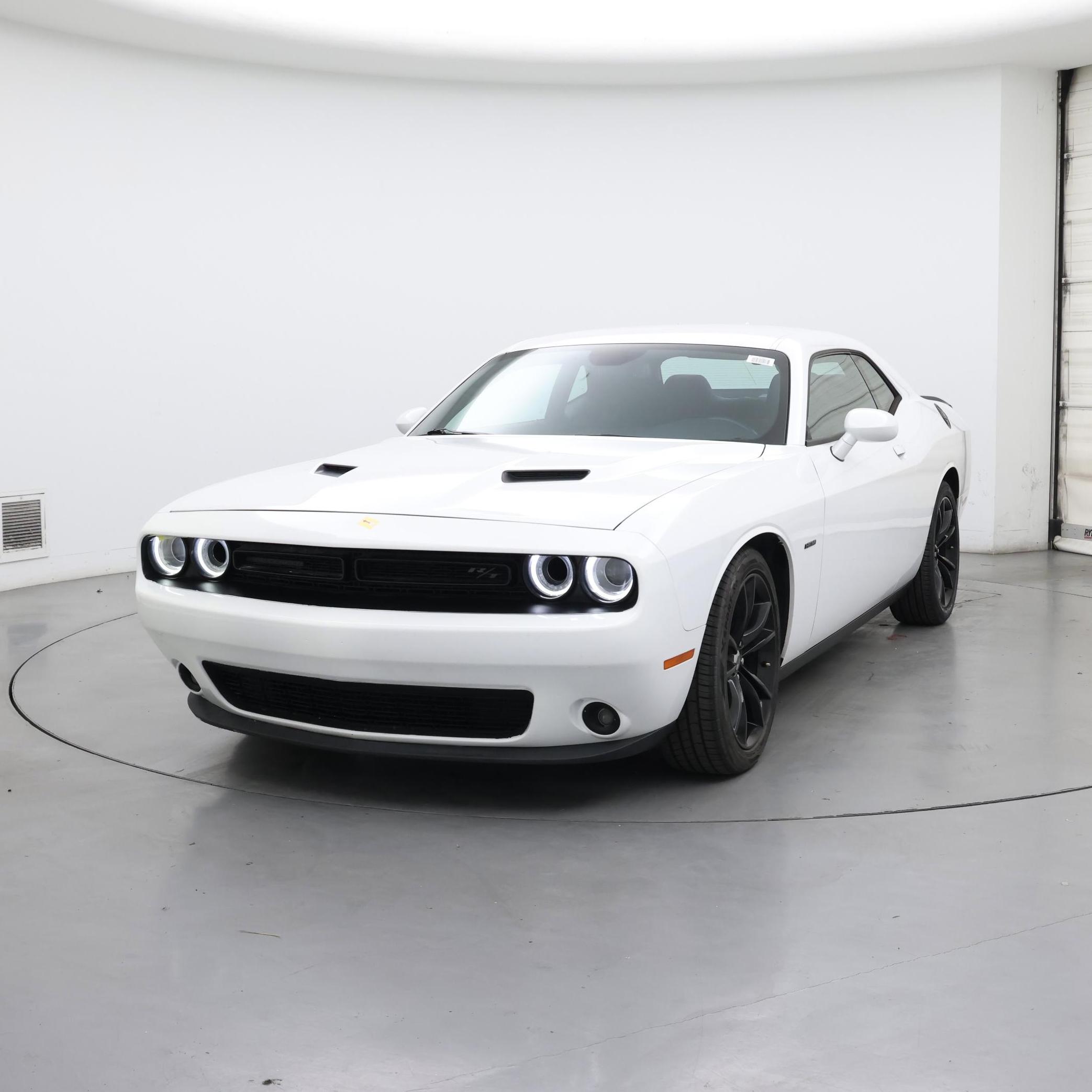 Thumbnail: 2018 Dodge Challenger - 4