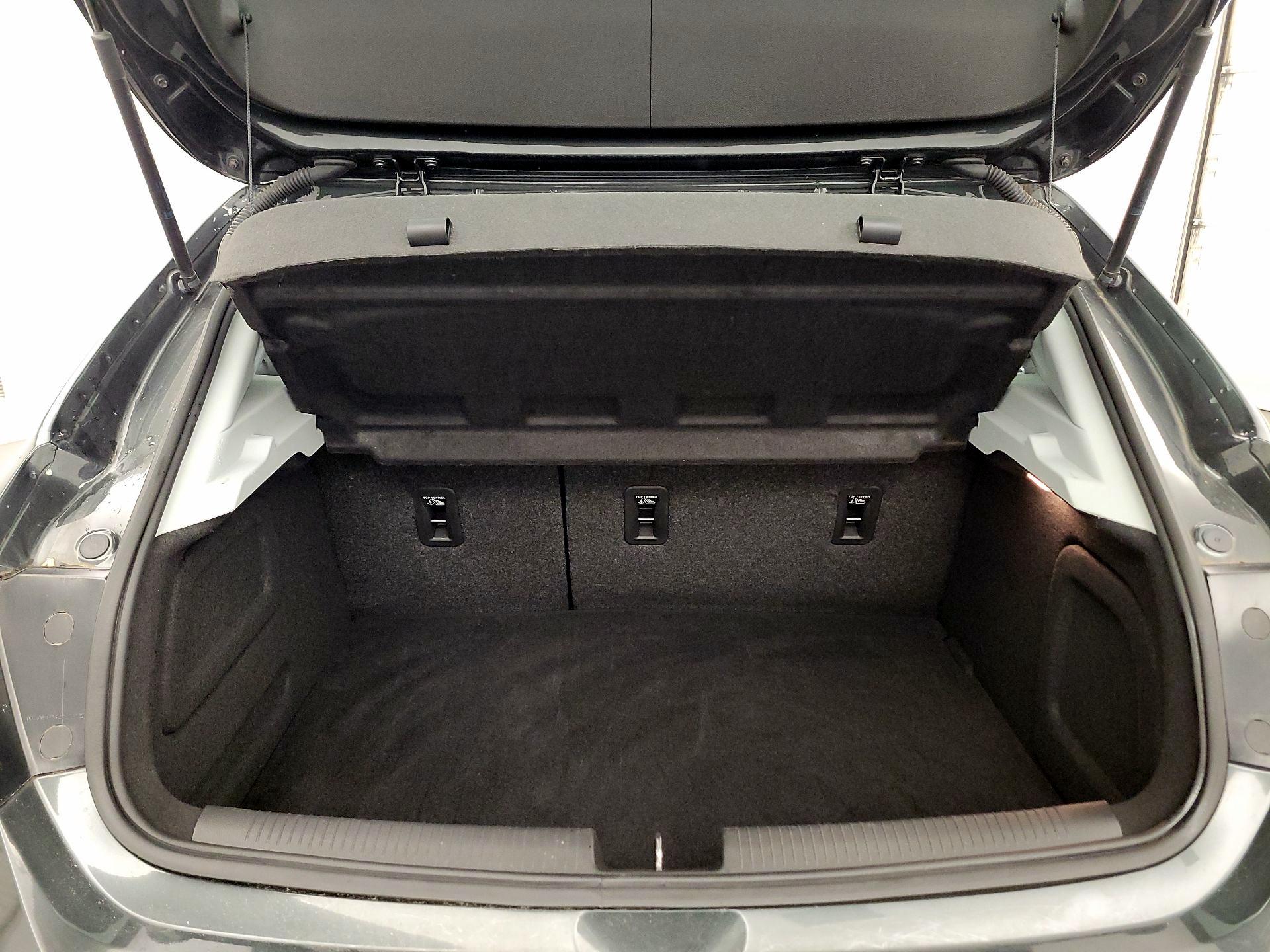 Thumbnail: 2019 Chevrolet Cruze - 16