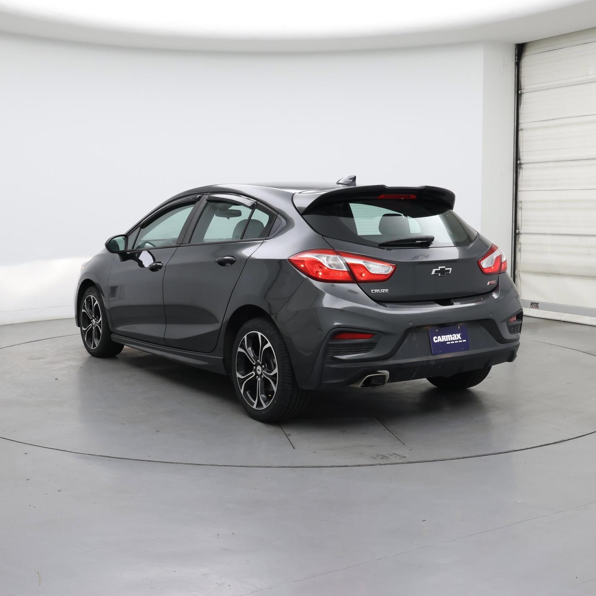 Thumbnail: 2019 Chevrolet Cruze - 2