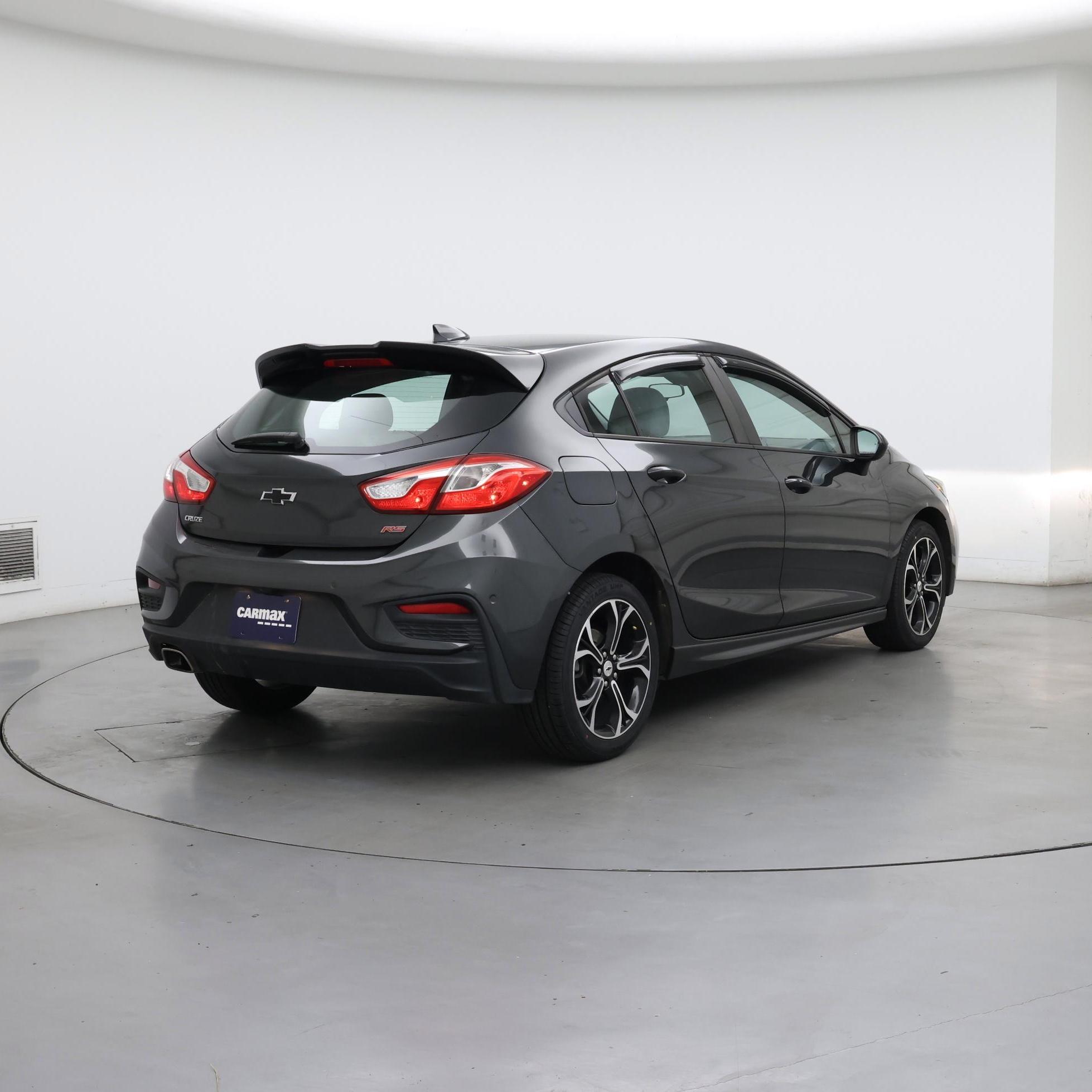 Thumbnail: 2019 Chevrolet Cruze - 8