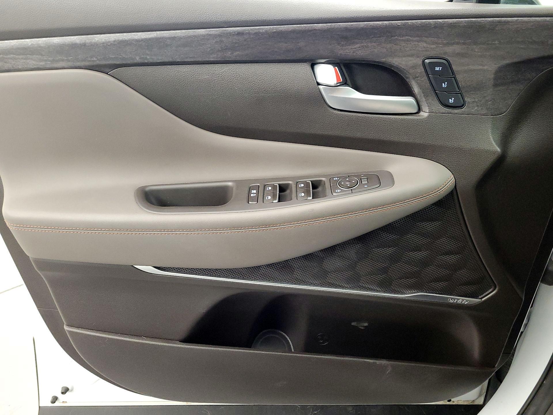 Thumbnail: 2020 Hyundai Santa Fe - 12