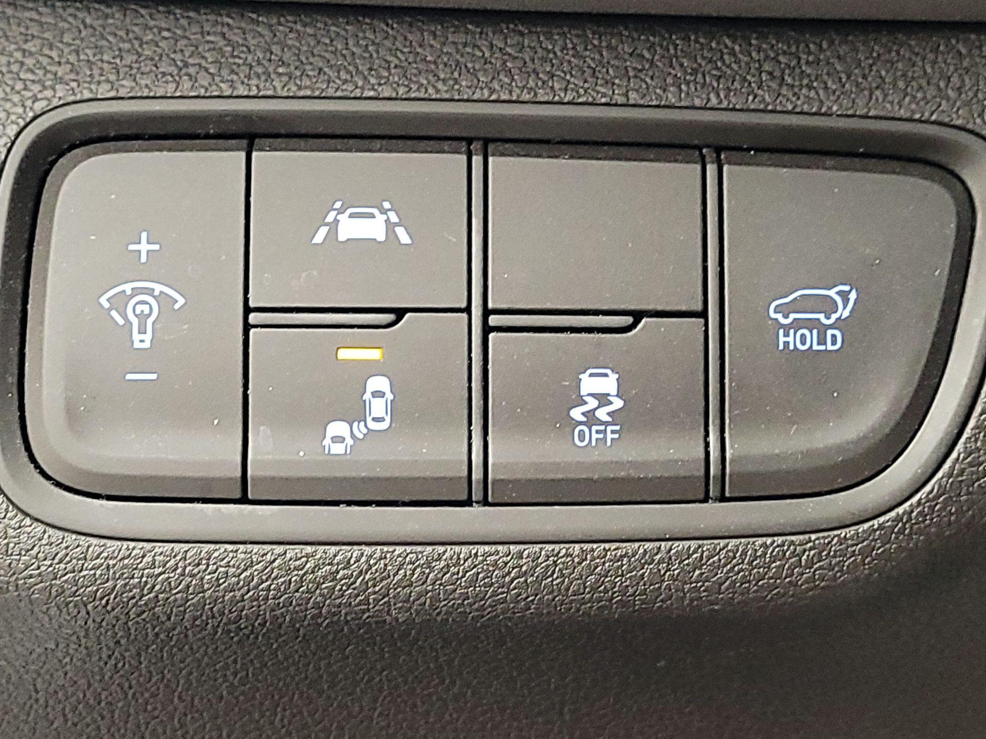 Thumbnail: 2020 Hyundai Santa Fe - 13