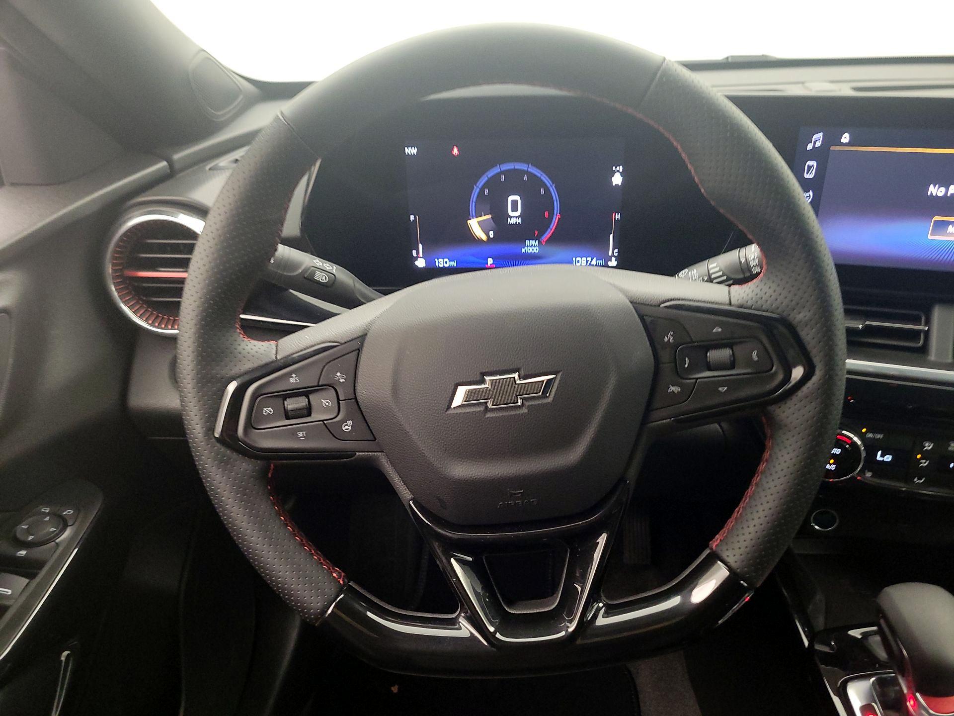 Thumbnail: 2025 Chevrolet Trax - 10