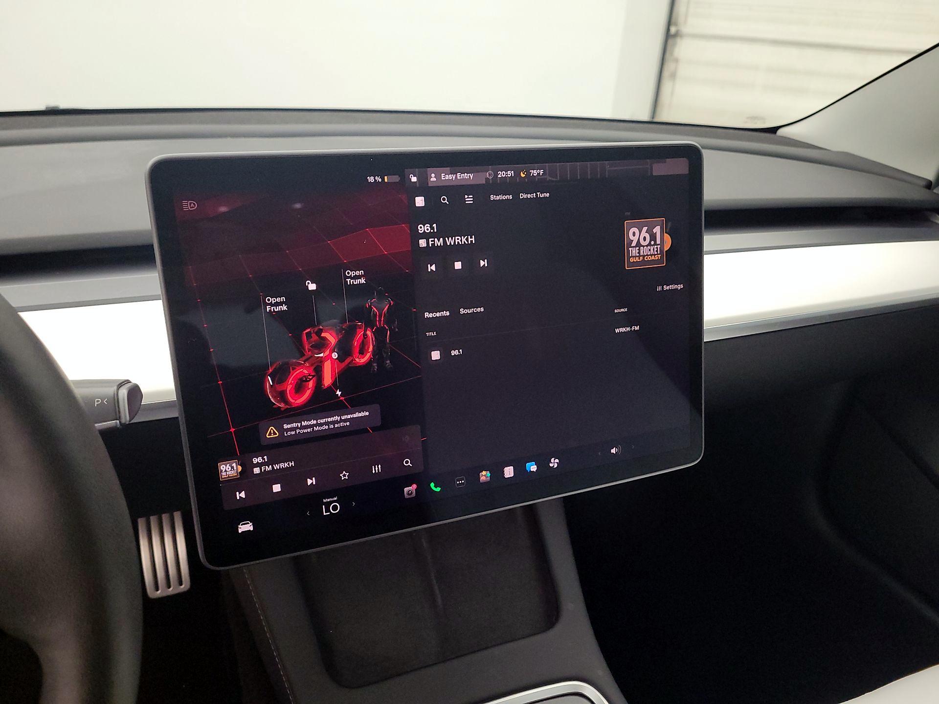 Thumbnail: 2023 Tesla Model 3 - 14