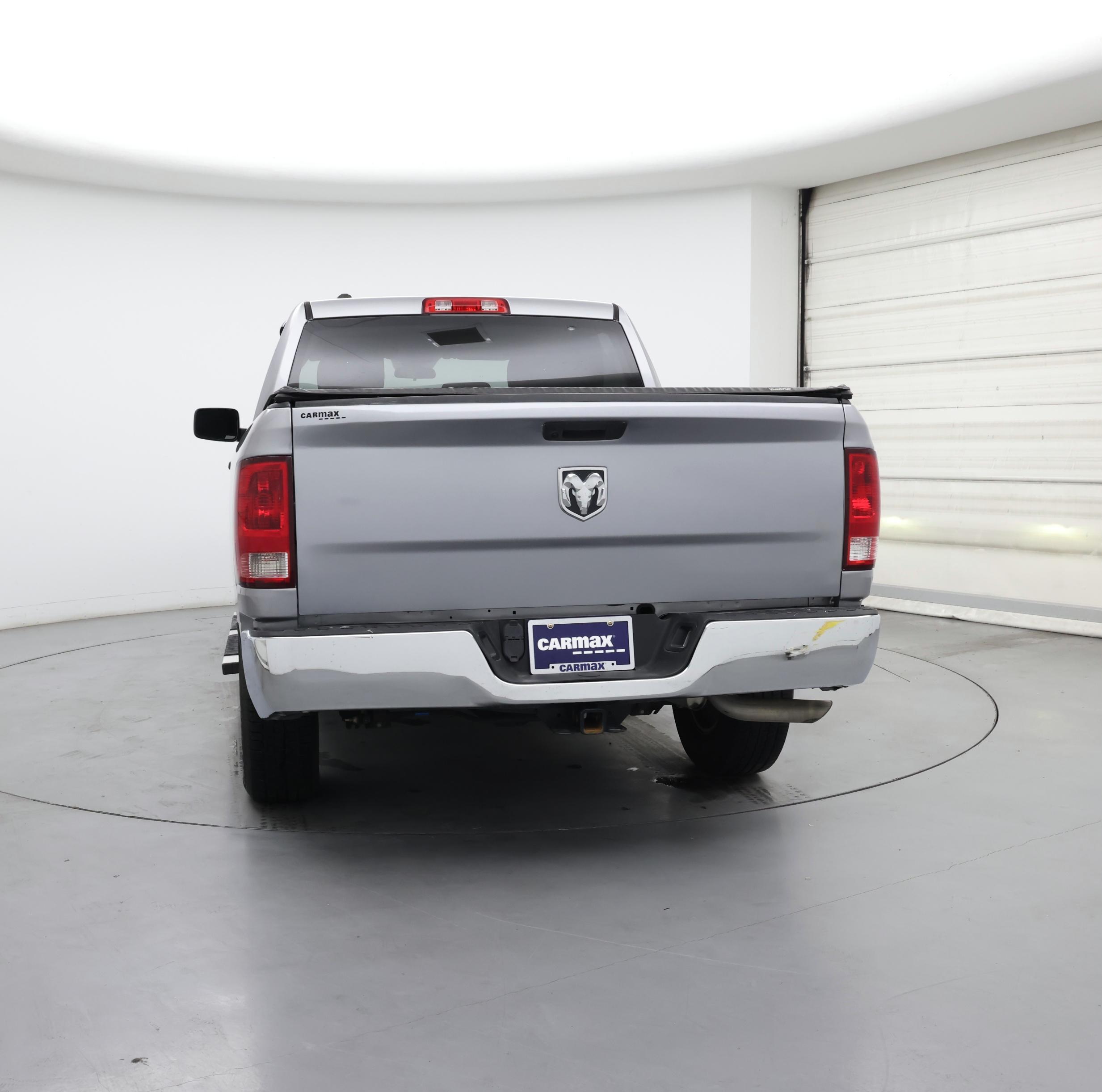 Thumbnail: 2020 RAM 1500 Classic - 6