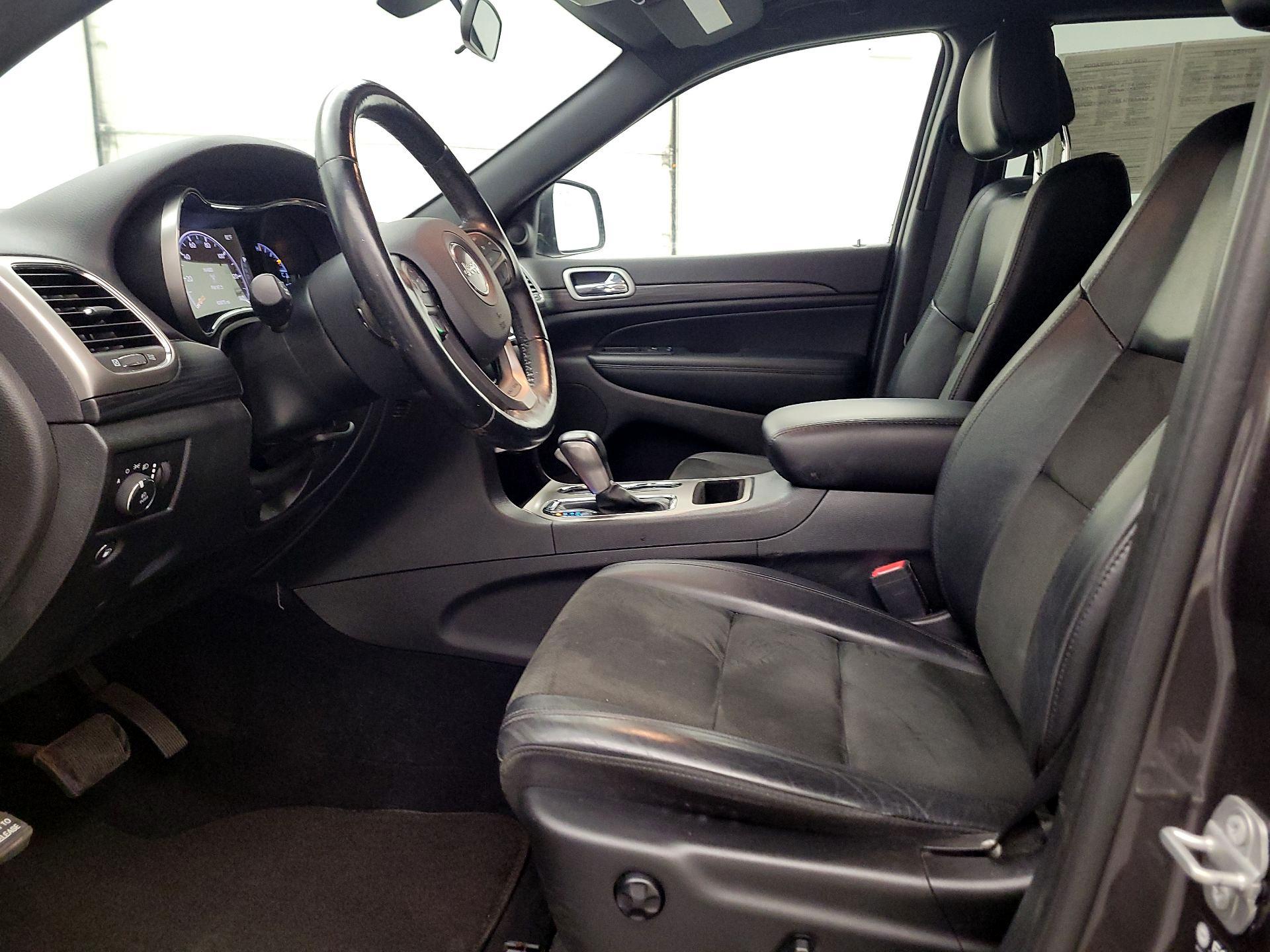 Thumbnail: 2021 Jeep Grand Cherokee - 11