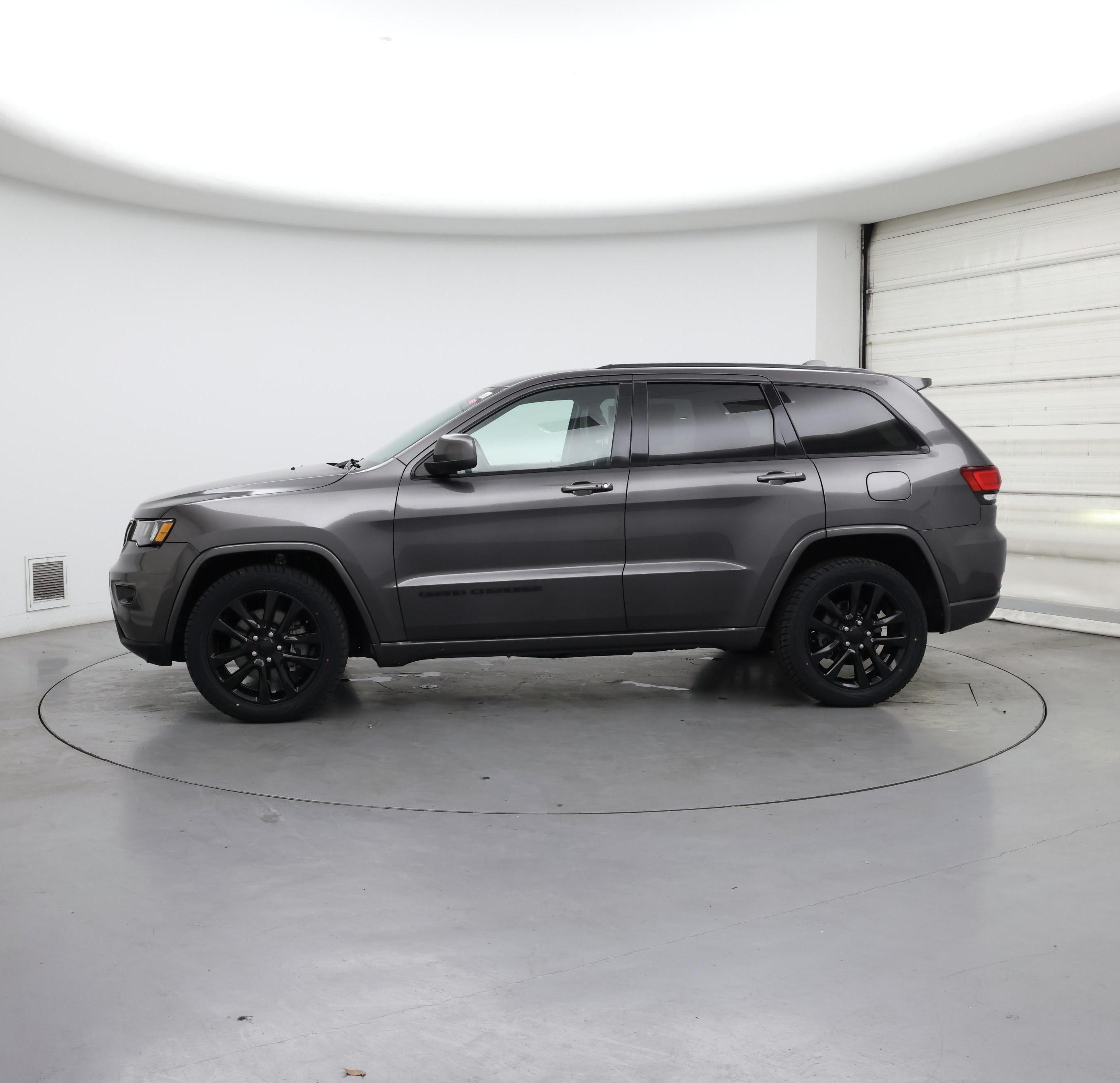 Thumbnail: 2021 Jeep Grand Cherokee - 3