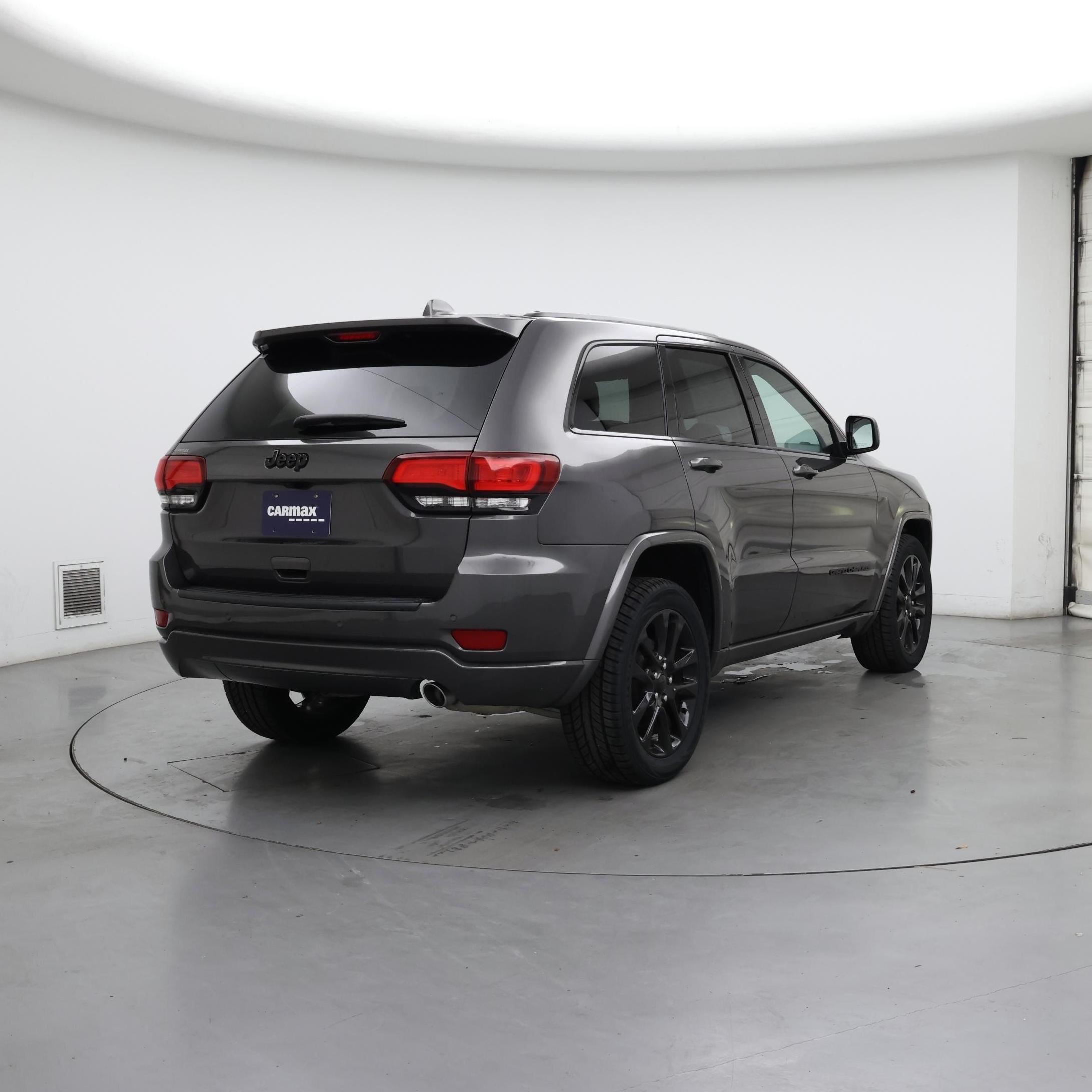 Thumbnail: 2021 Jeep Grand Cherokee - 8